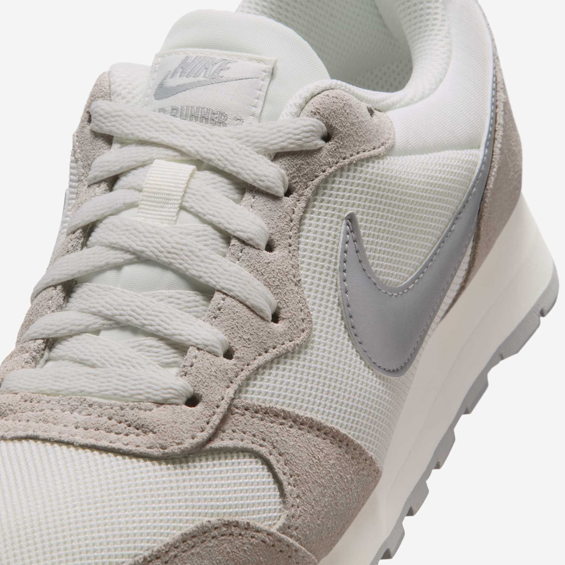 Tênis Nike MD Runner 2 Feminino - Foto 7