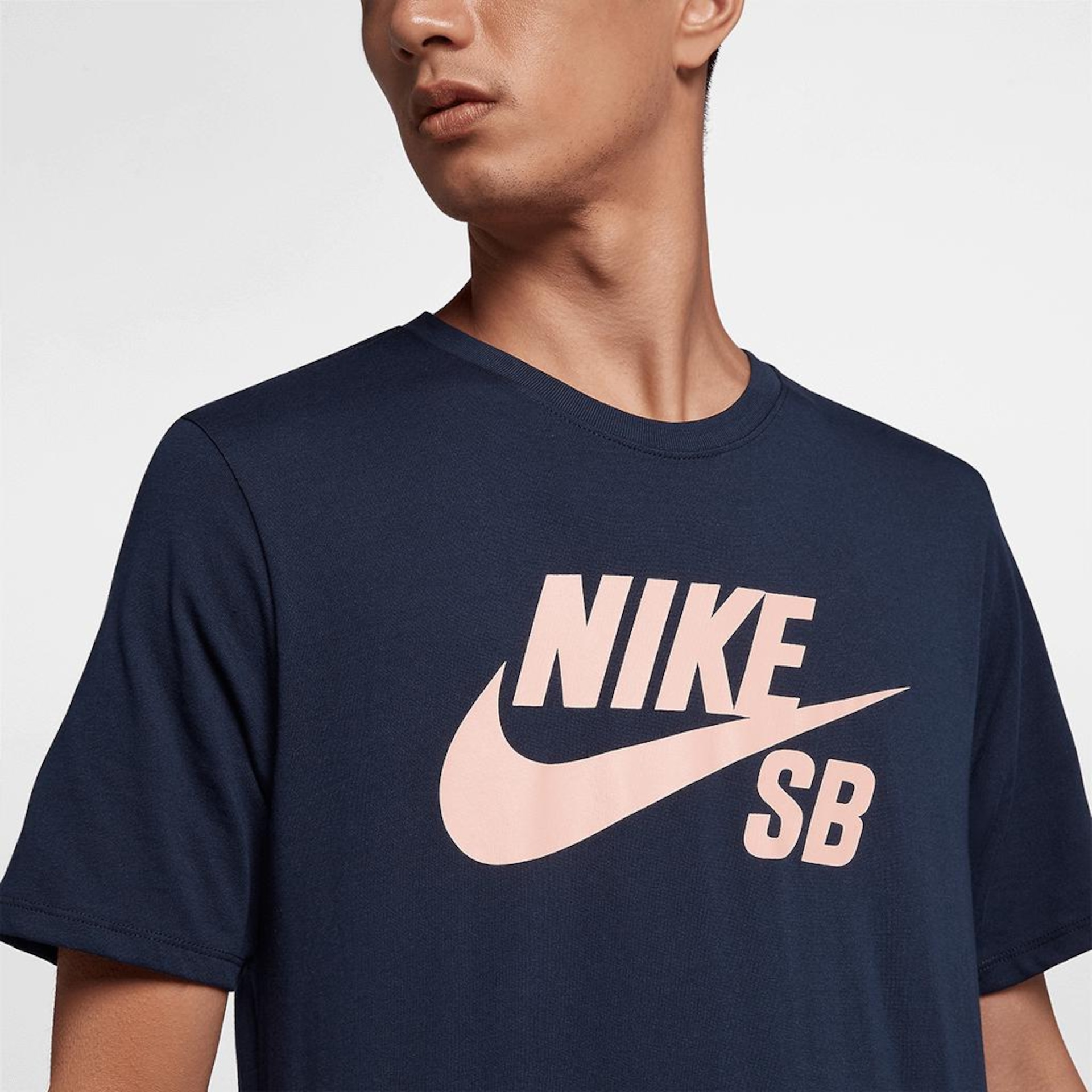 Camiseta Nike SB Logo Masculina - Foto 2