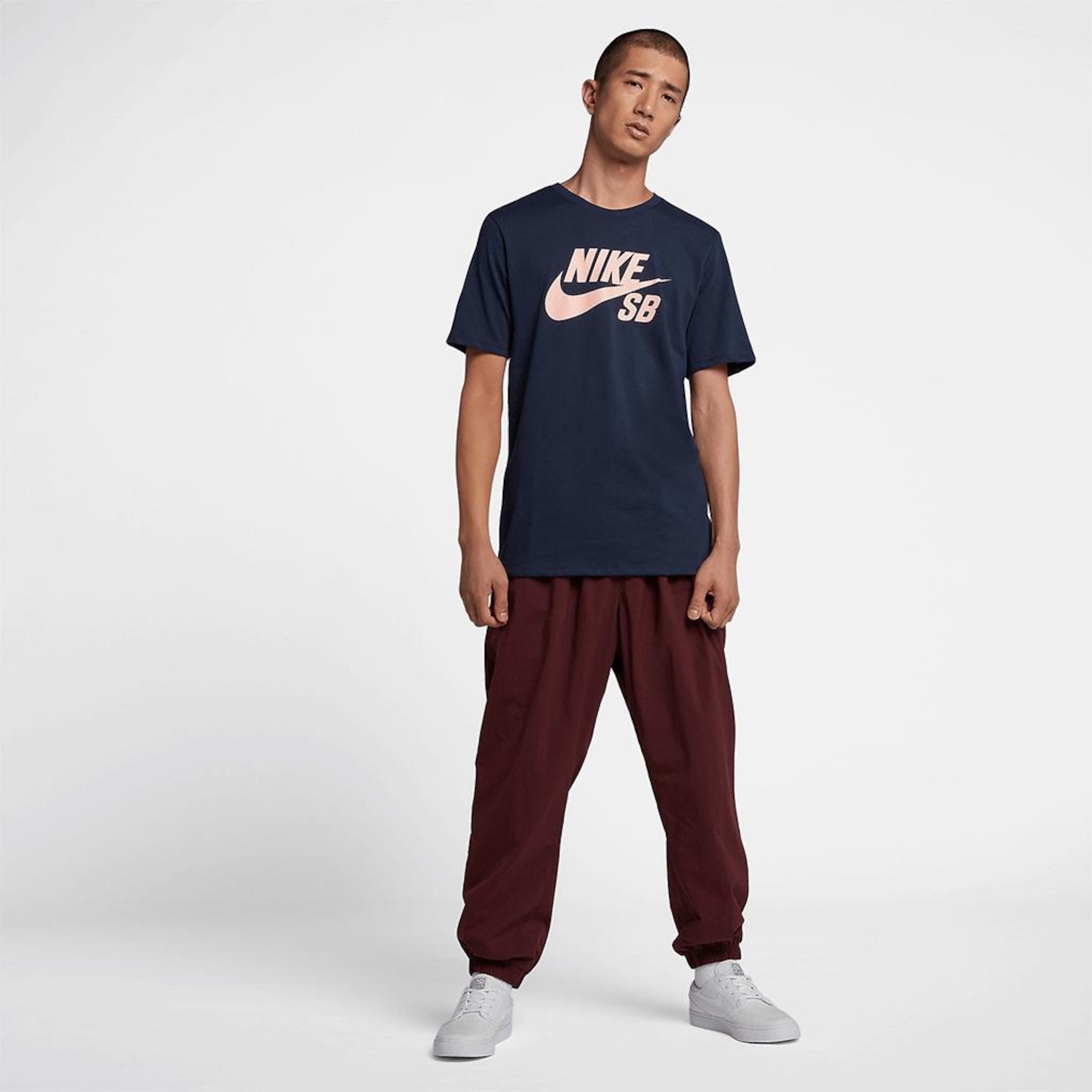 Camiseta Nike SB Logo Masculina - Foto 4