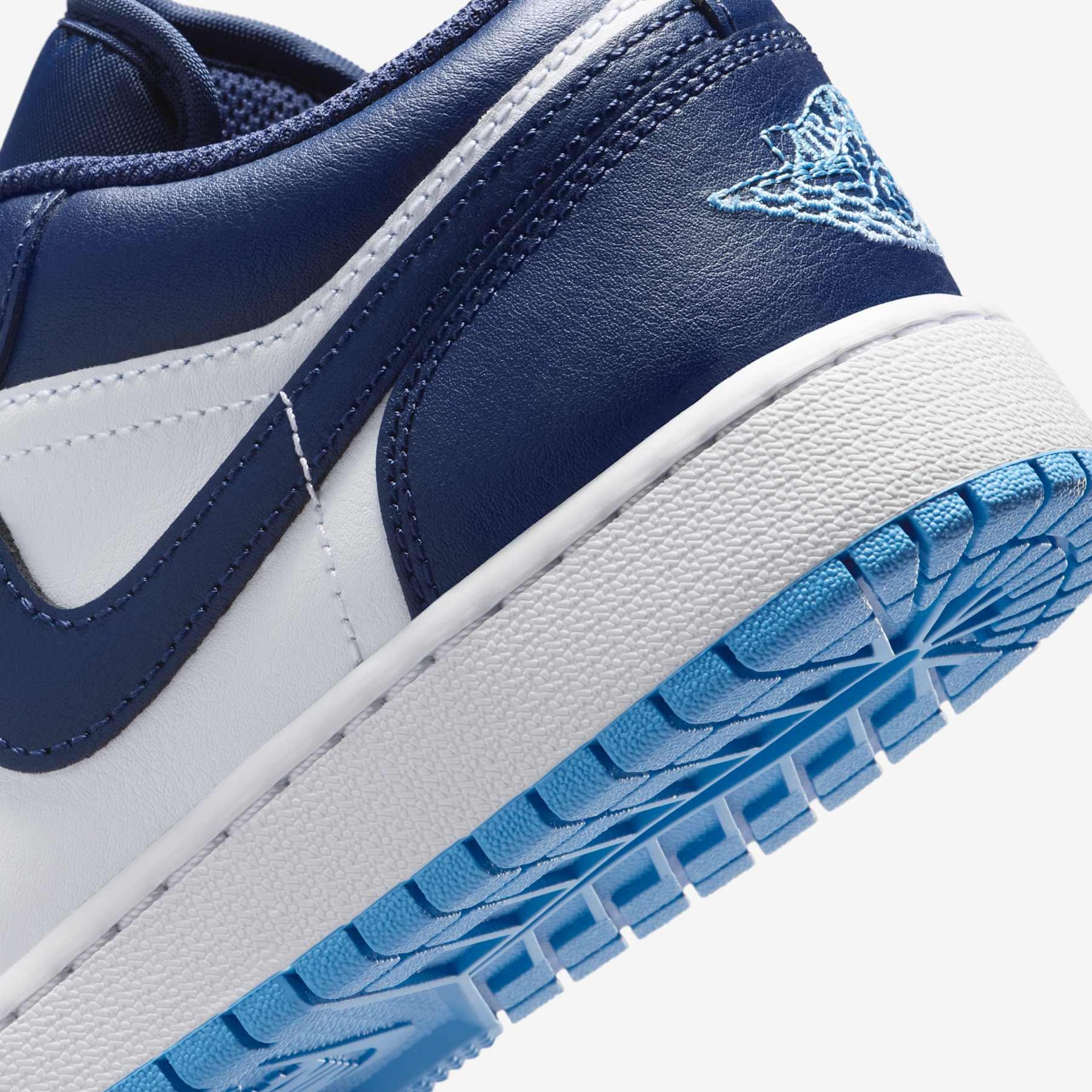 Tênis Air Jordan 1 Low Infantil - Foto 8