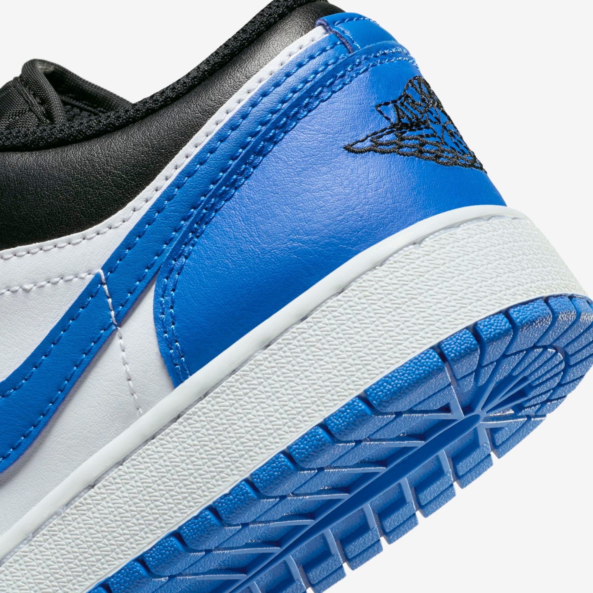 Tênis Air Jordan 1 Low Infantil - Foto 8