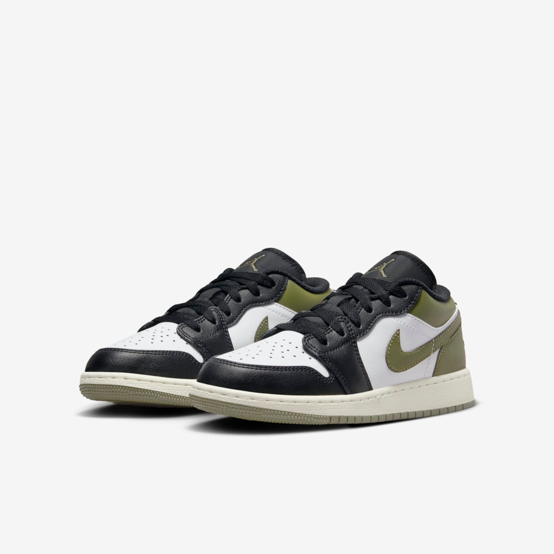 Tênis Air Jordan 1 Low Infantil - Foto 5