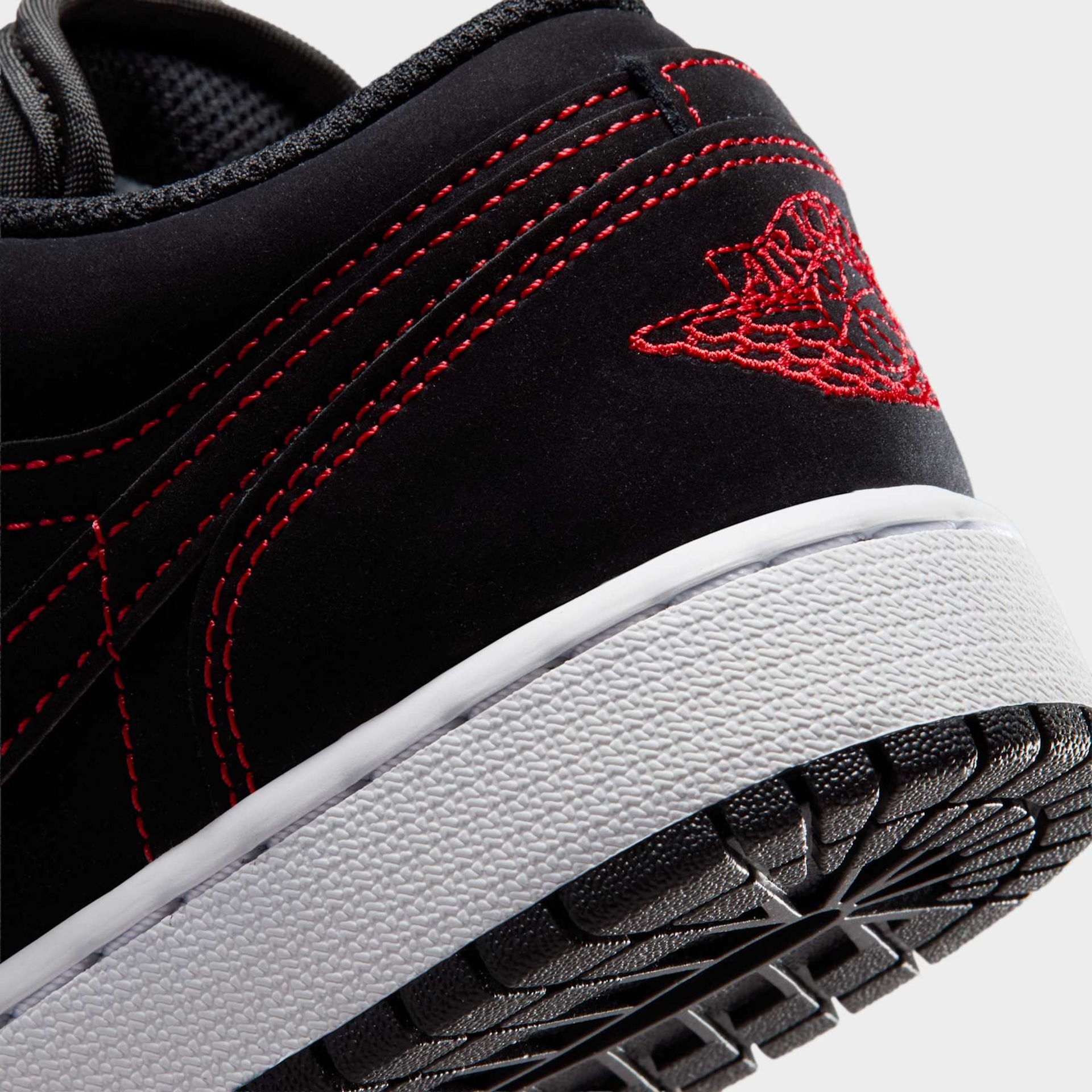 Tênis Air Jordan 1 Low Infantil - Foto 8