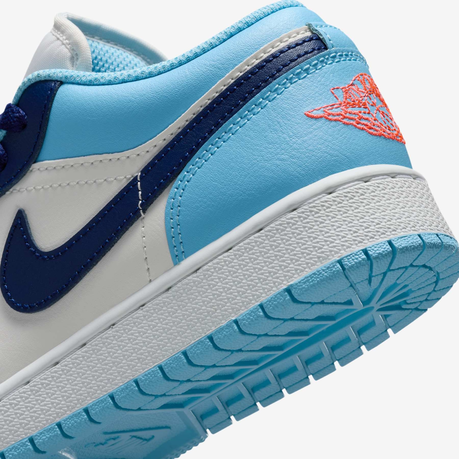 Tênis Air Jordan 1 Low Infantil - Foto 8