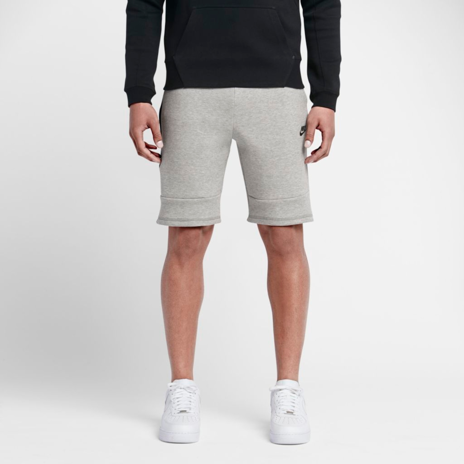 Shorts Nike Tech Fleece Masculino - Foto 1
