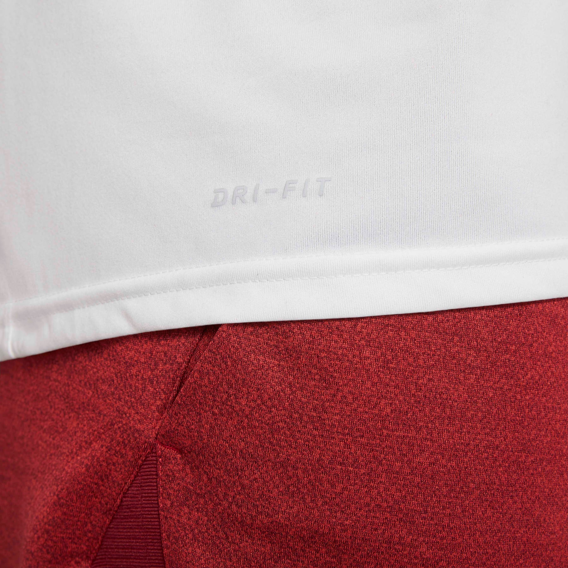 Camiseta Nike Legend 2.0 Masculina - Foto 9