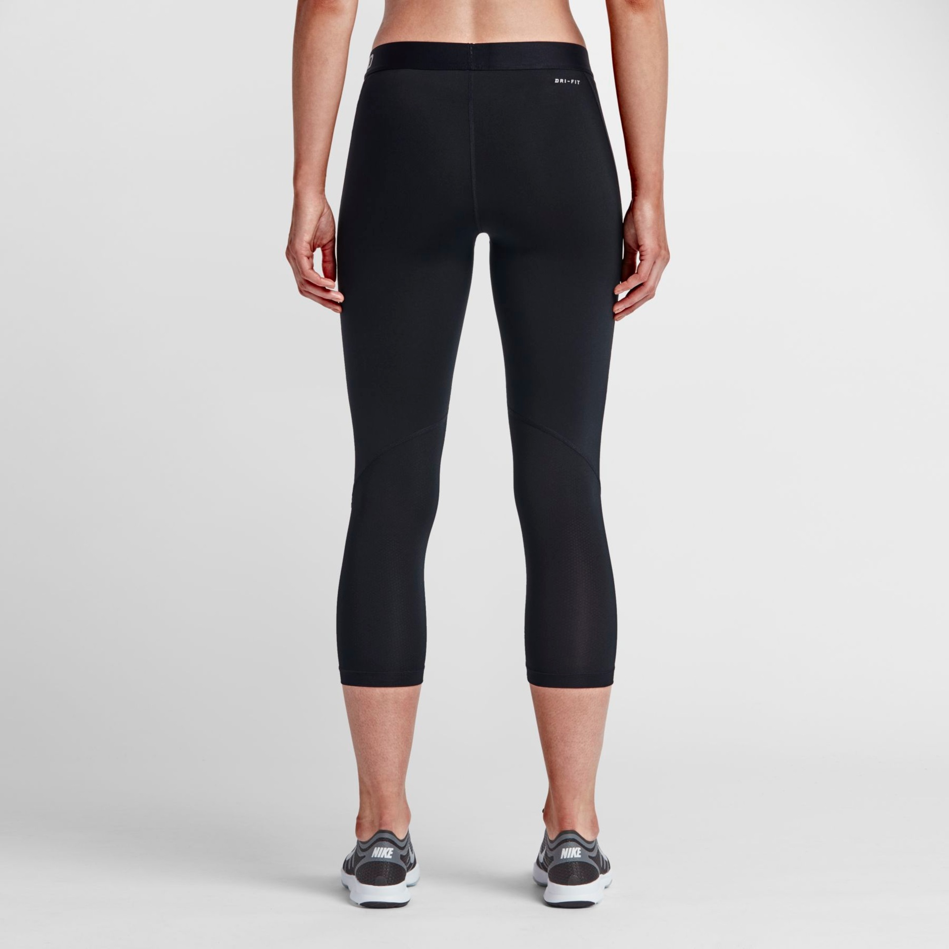 Legging Nike Pro Cool Capri Feminina - Foto 4