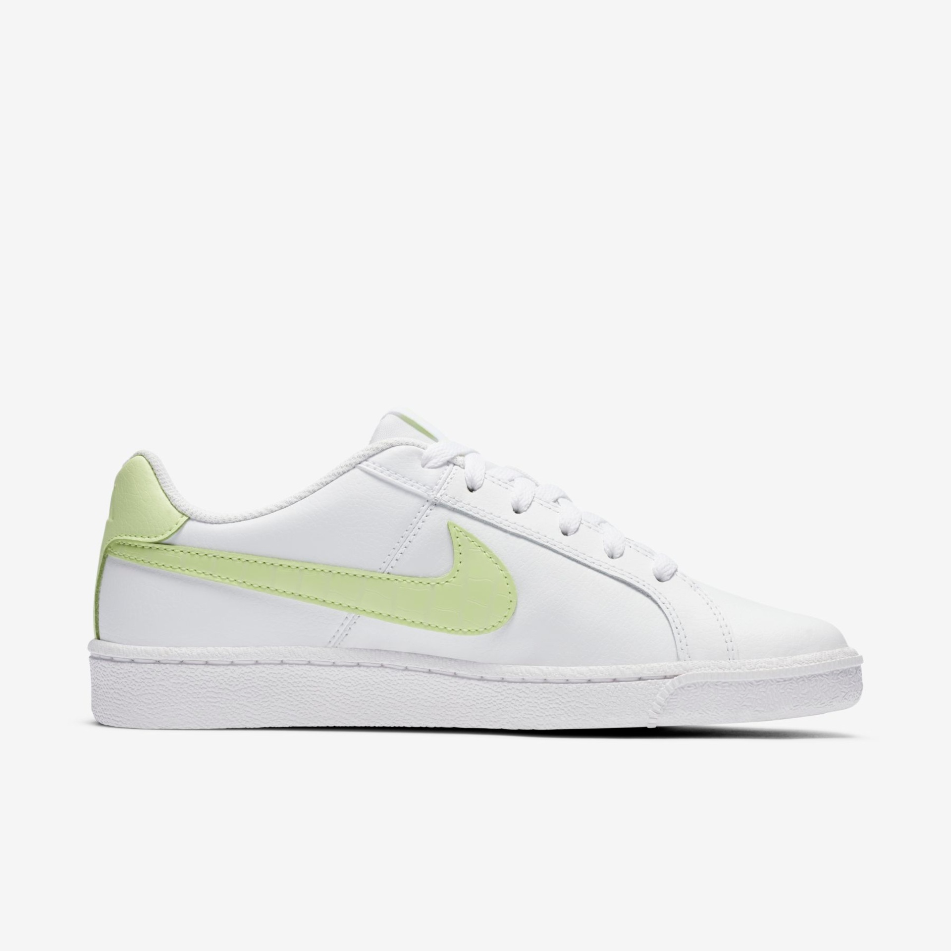 Tênis Nike Court Royale Feminino - Foto 3