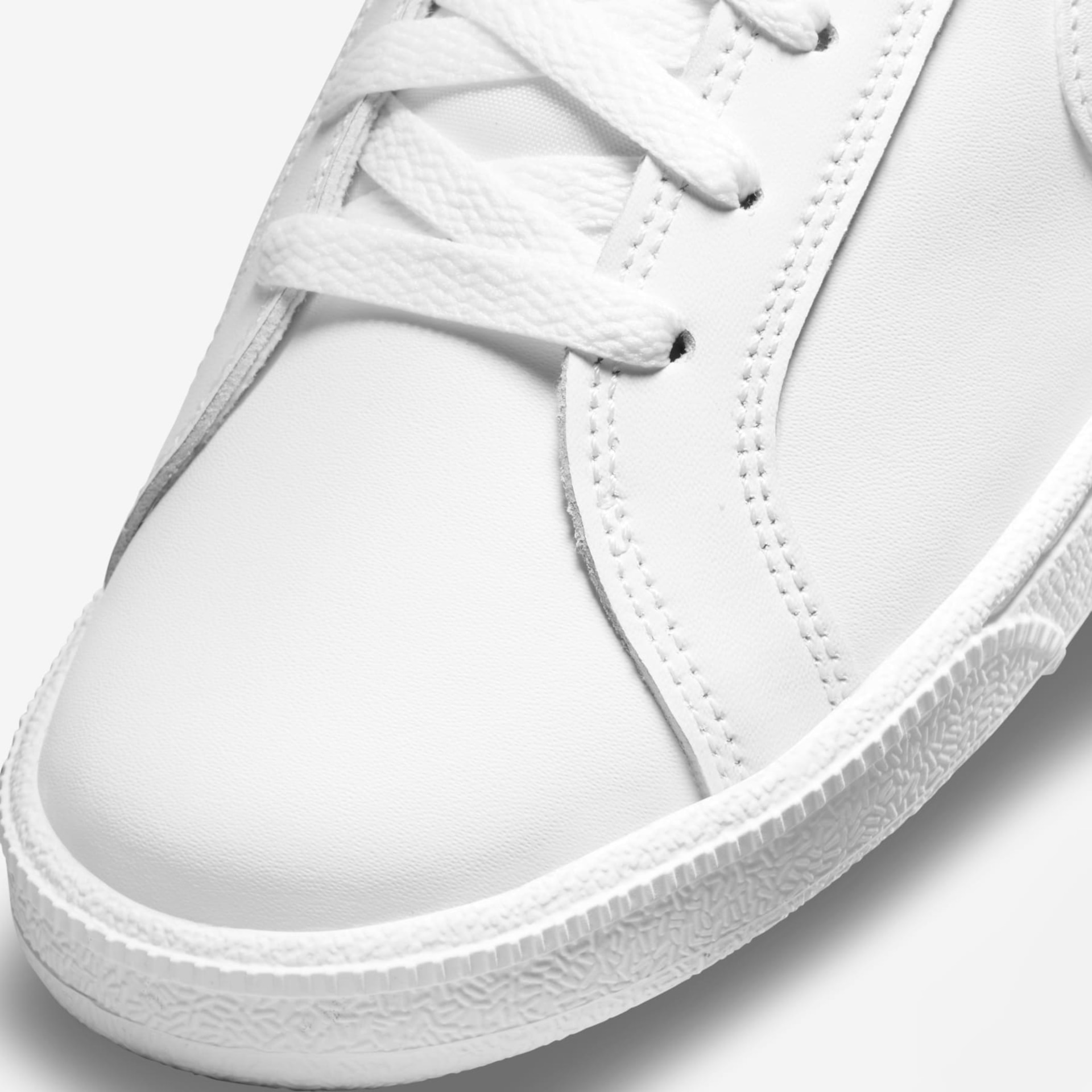 Tênis Nike Court Royale Feminino - Foto 11