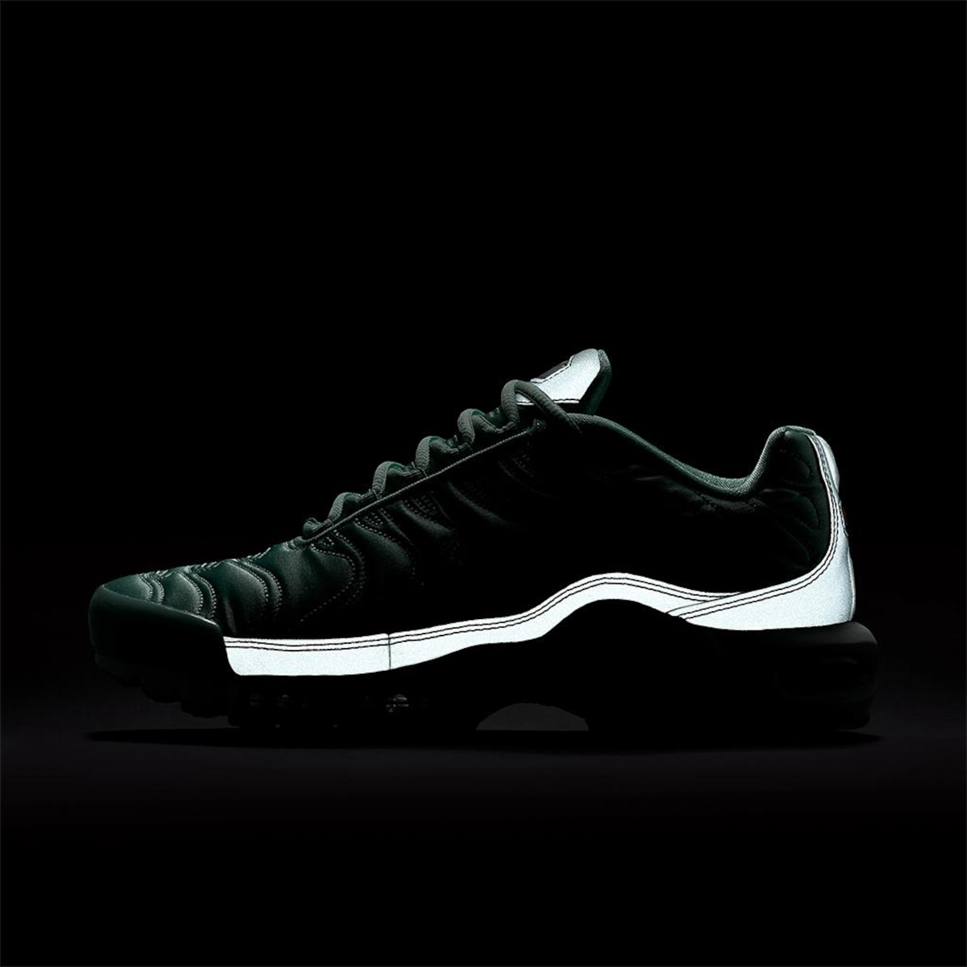 Tênis Nike Air Max Plus Se Feminino - Foto 7