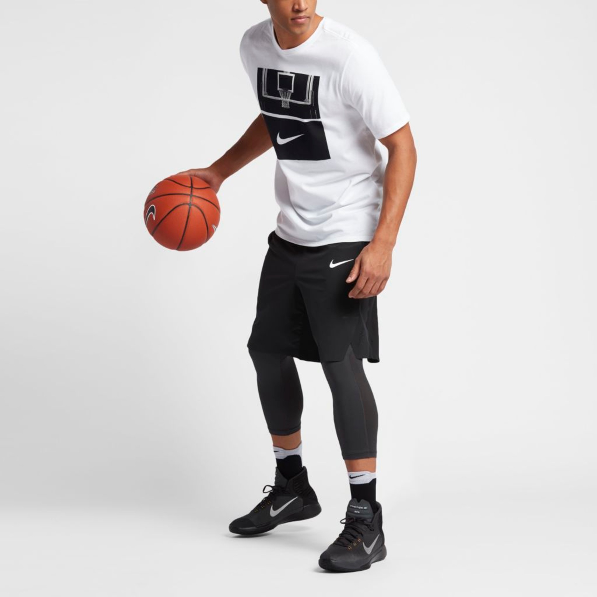 Camiseta Nike Basketball Hoop Masculina - Foto 5