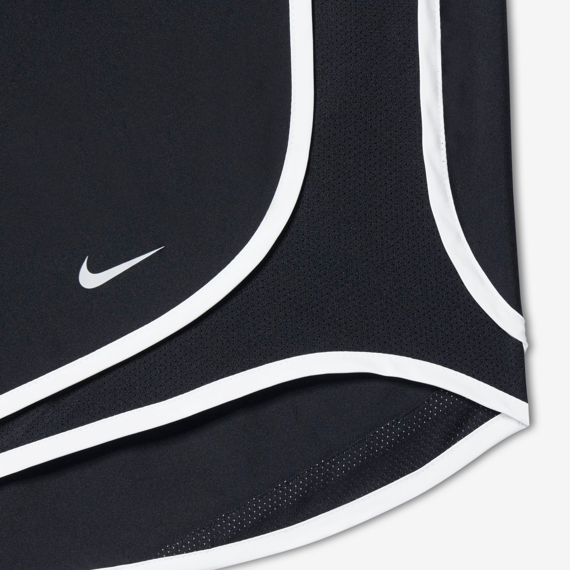 Plus Size - Shorts Nike Tempo Feminino - Foto 9