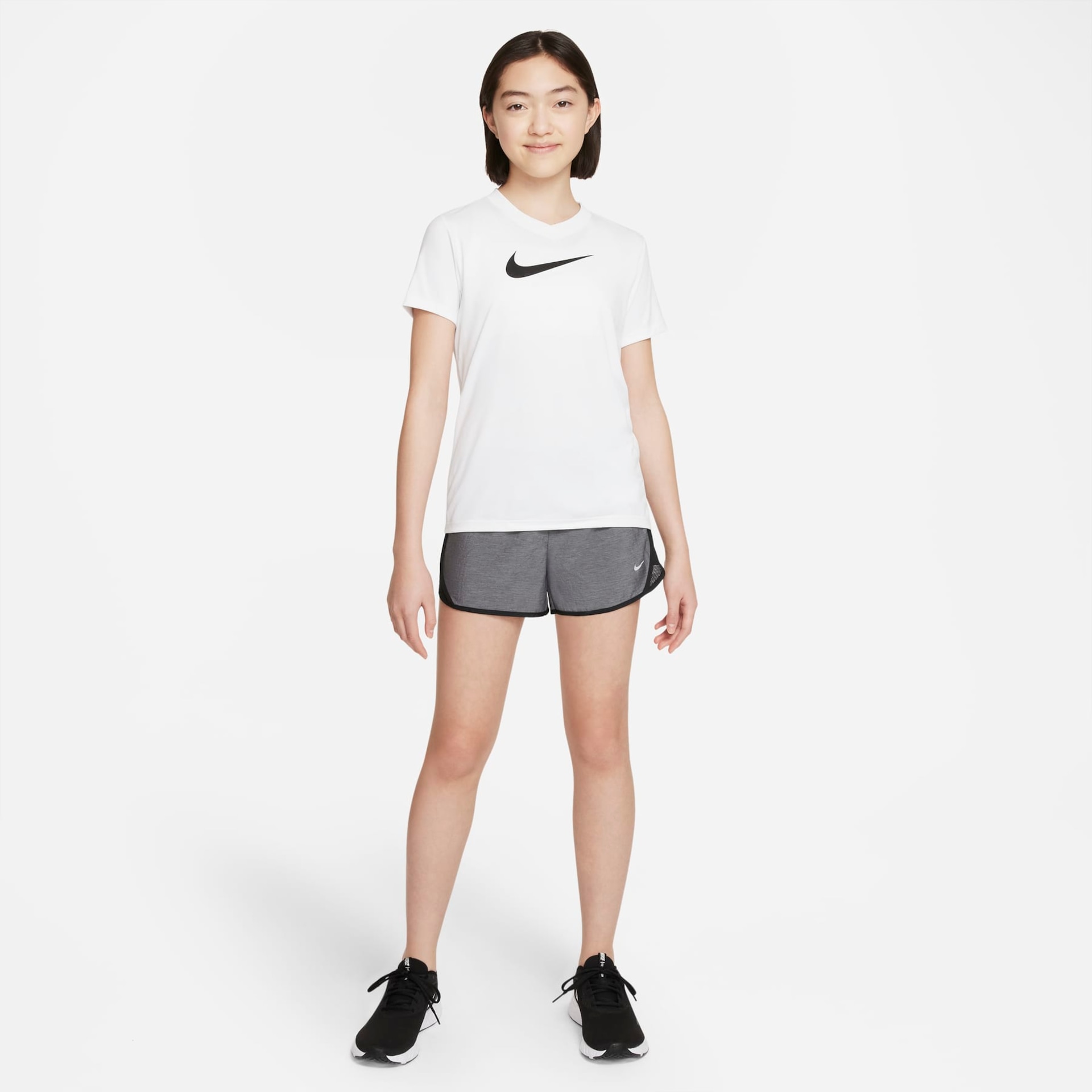 Shorts Nike Dri-FIT Tempo Feminino - Foto 6