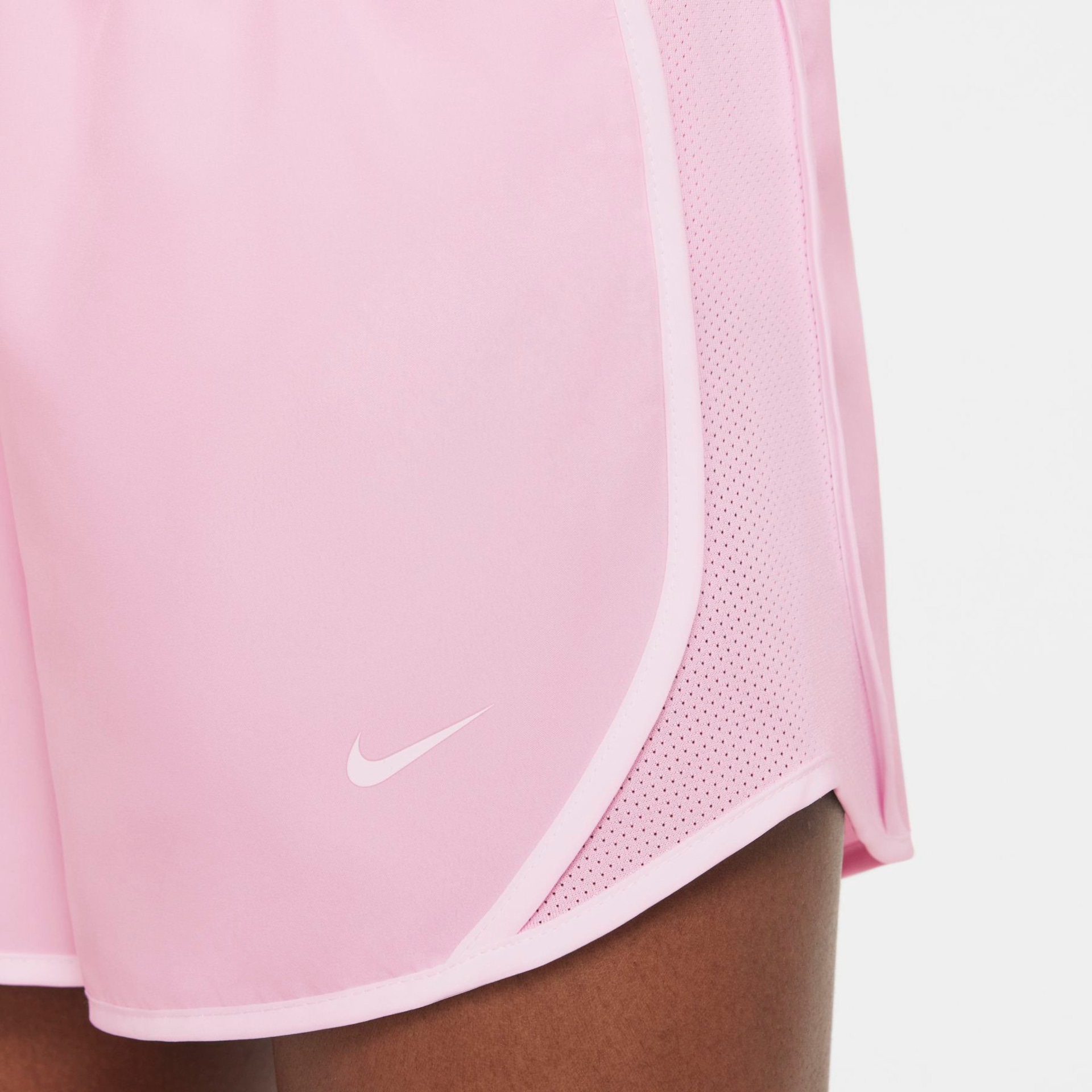 Shorts Nike Dri-FIT Tempo Feminino - Foto 5