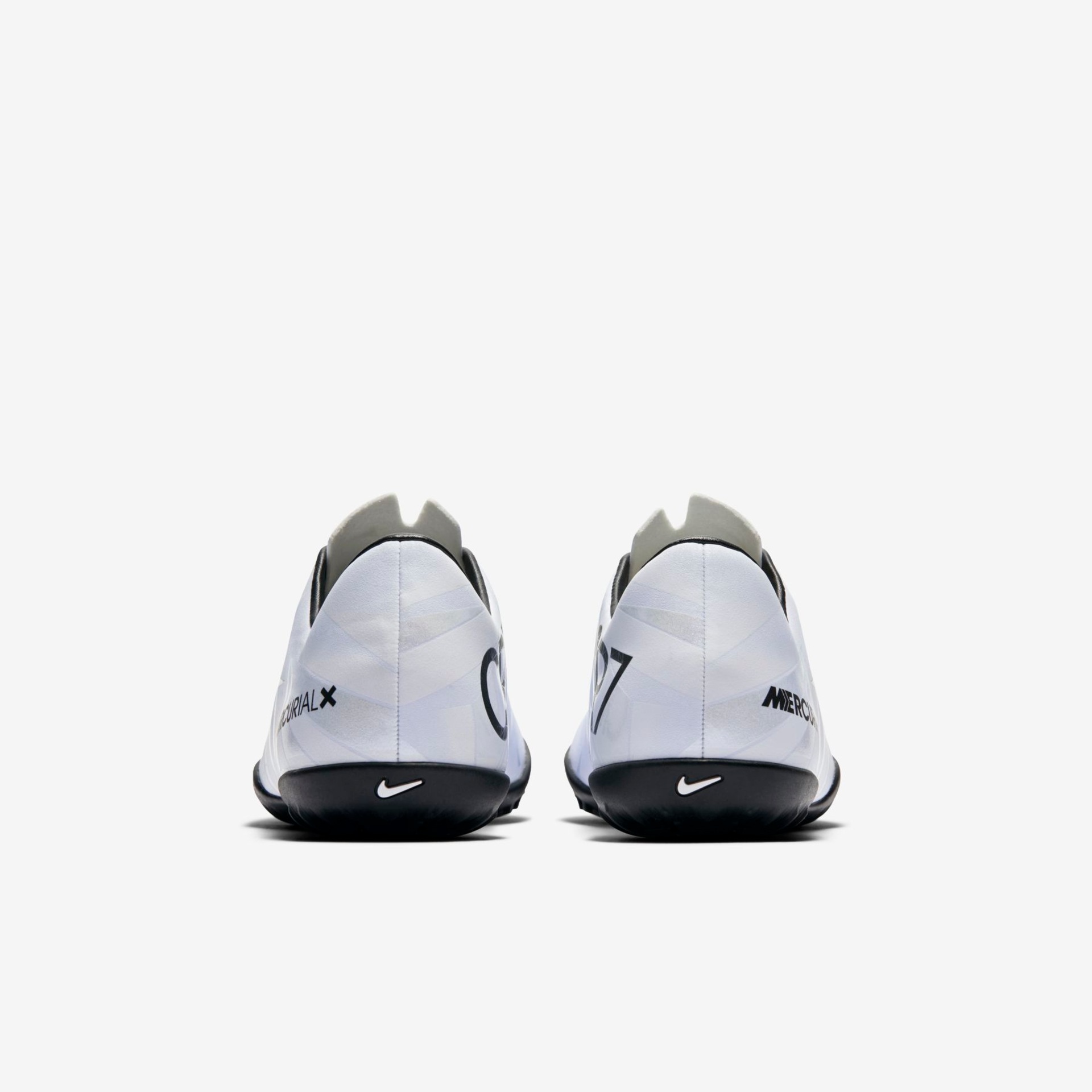 Chuteira Nike MercurialX Victory VI CR7 Infantil Futsal - Foto 6