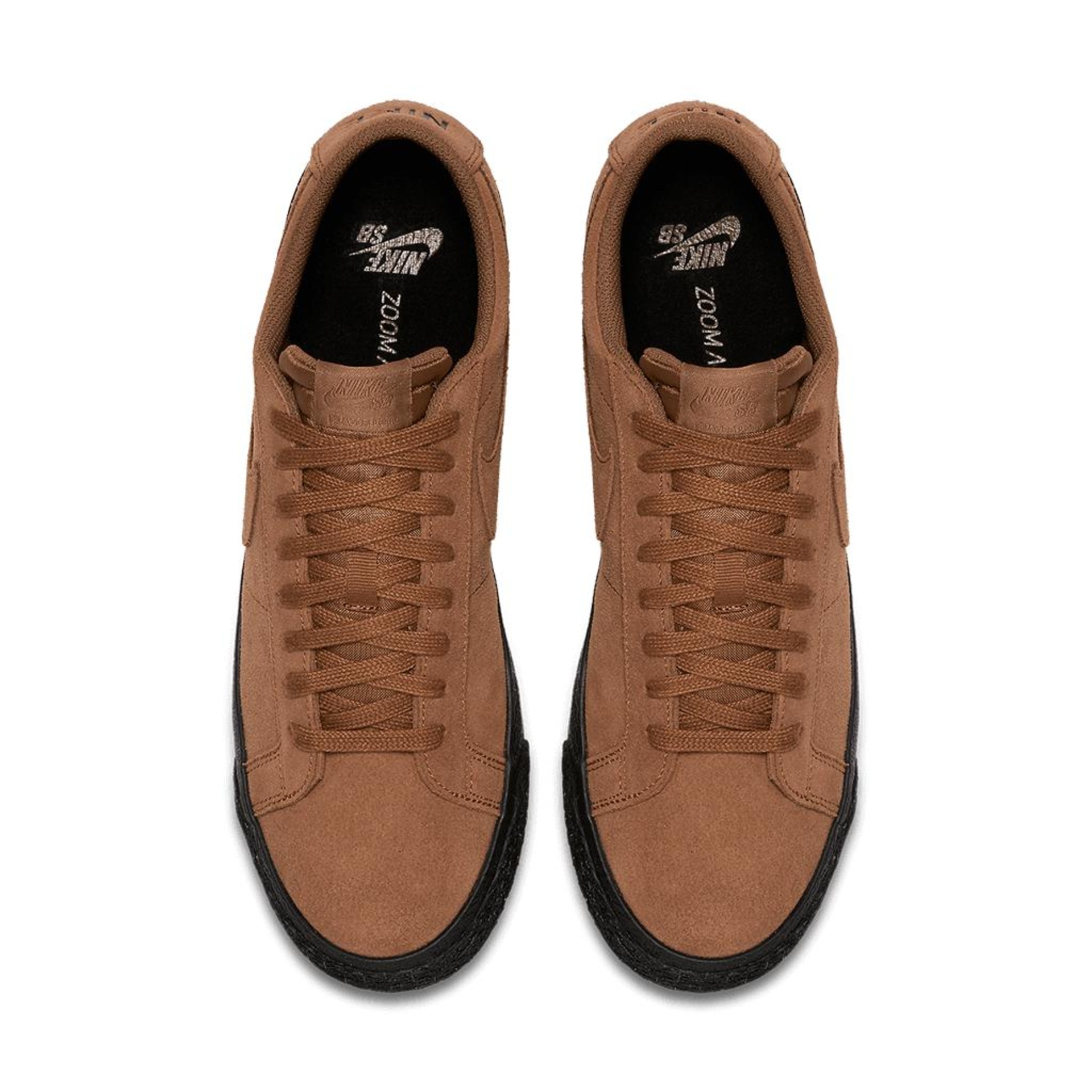 Tênis Nike SB Zoom Blazer Low - Foto 4