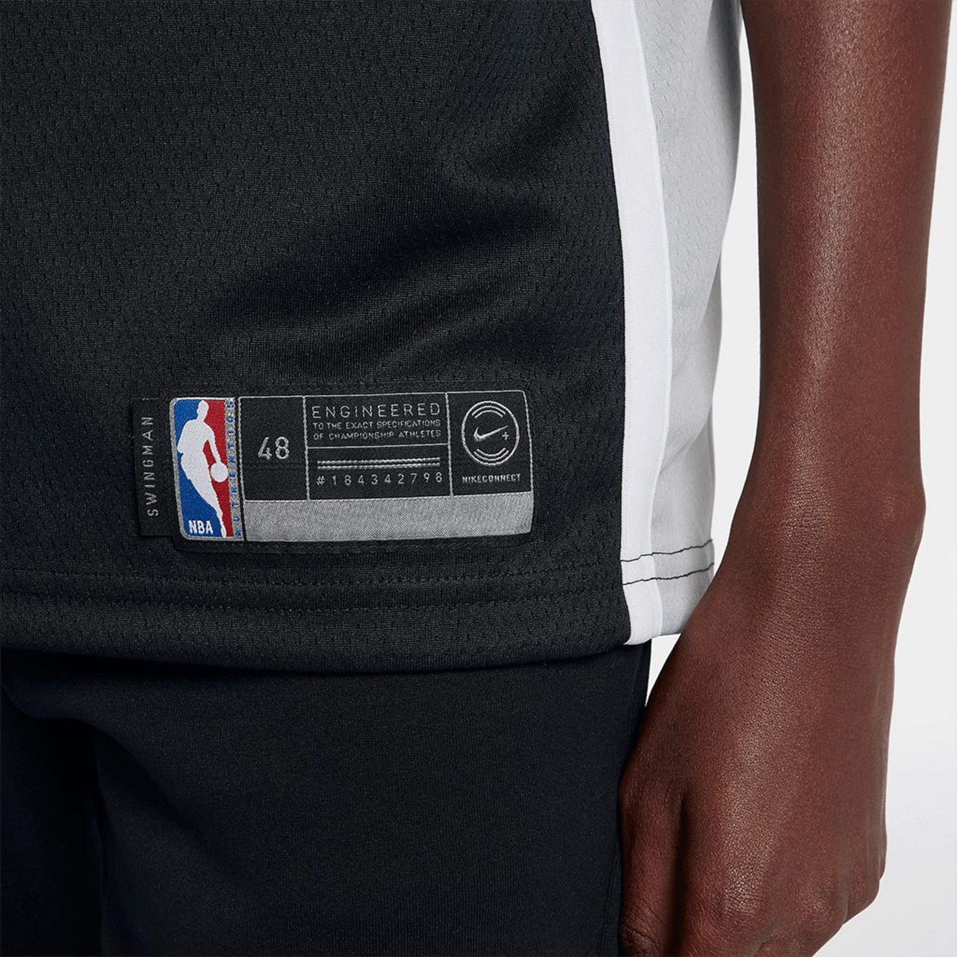 Camiseta Nike San Antonio Spurs Icon Edition Swingman Masculina - Foto 4