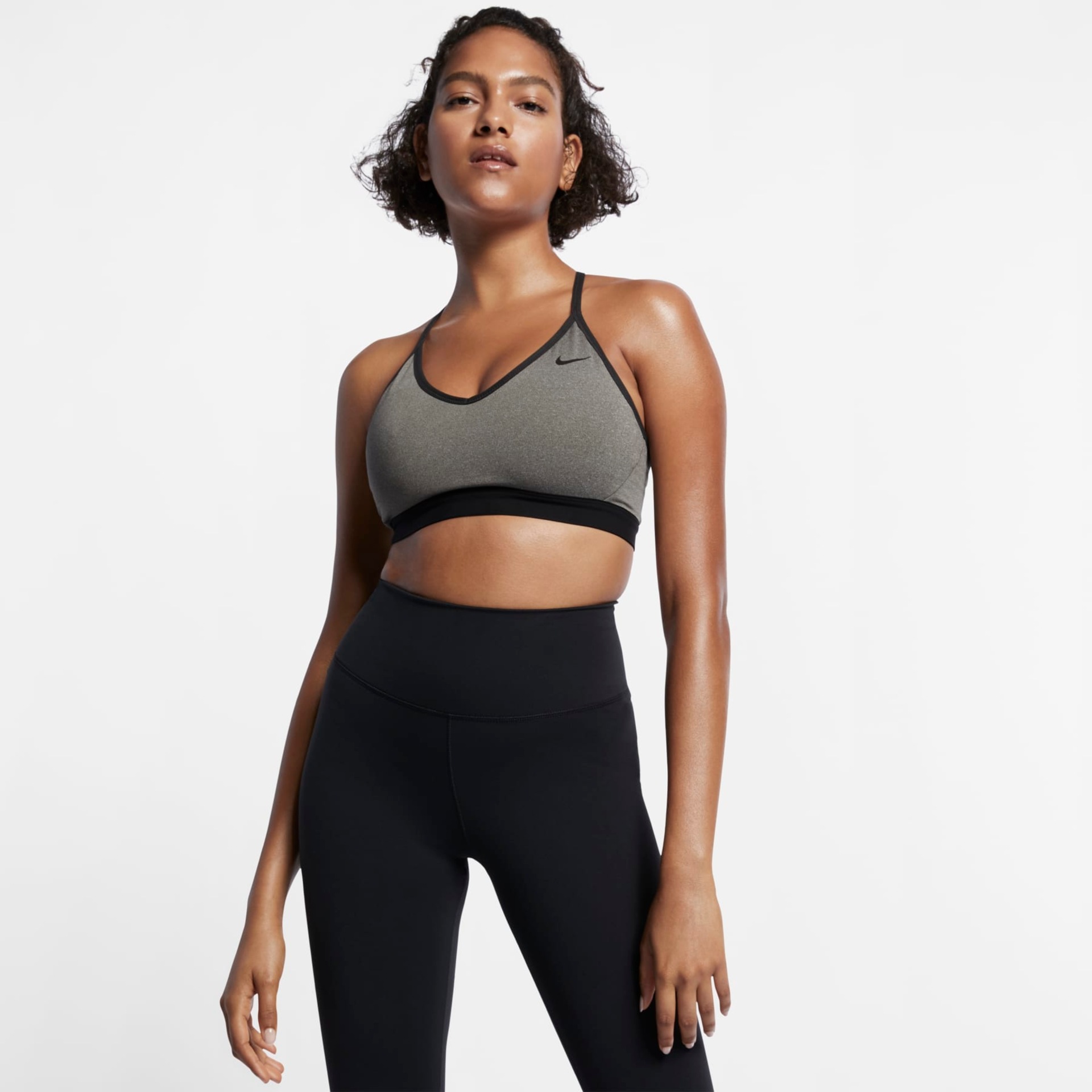 Top Nike Indy Feminino - Foto 1