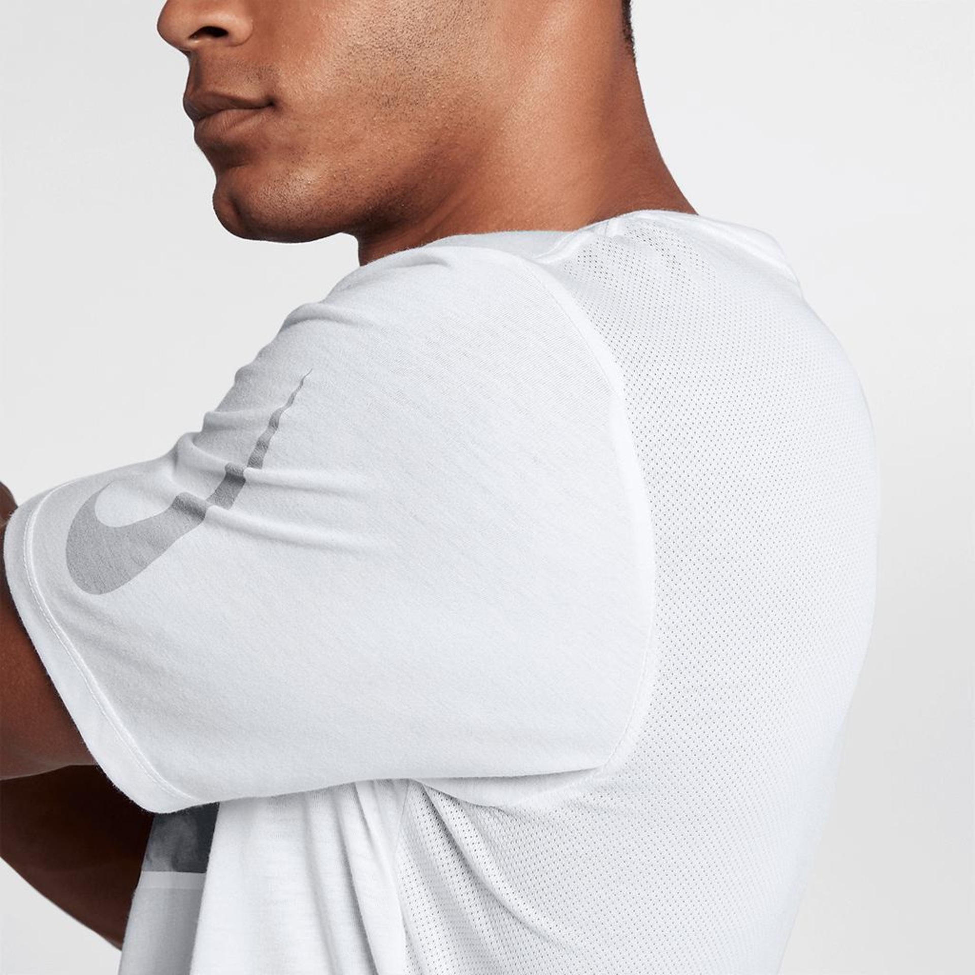 Camiseta Nike Dri-Fit Masculina - Foto 3