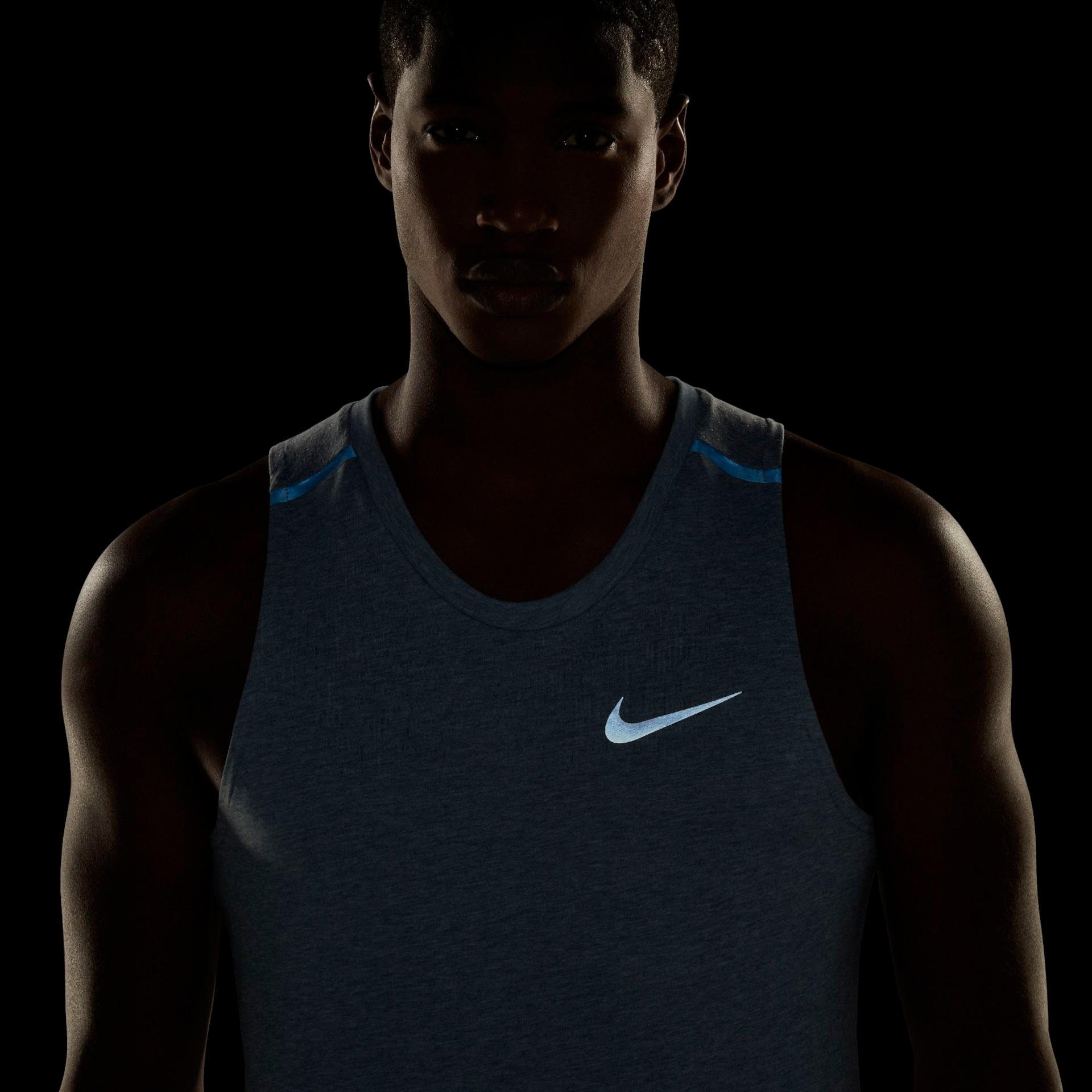 Regata Nike Breathe Rise 365 Masculina - Foto 6
