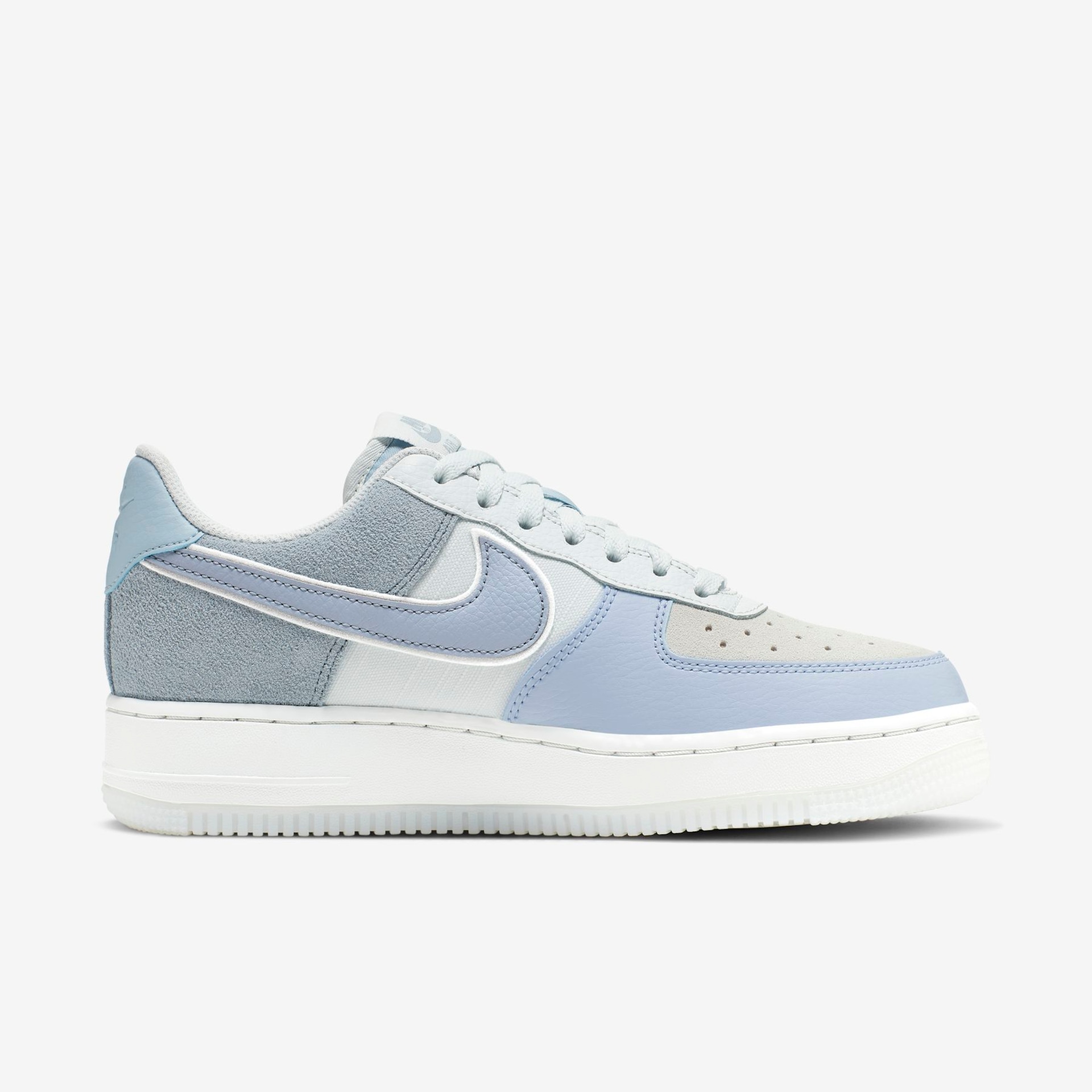 Tênis Nike Air Force 1 '07 Premium Feminino - Foto 3