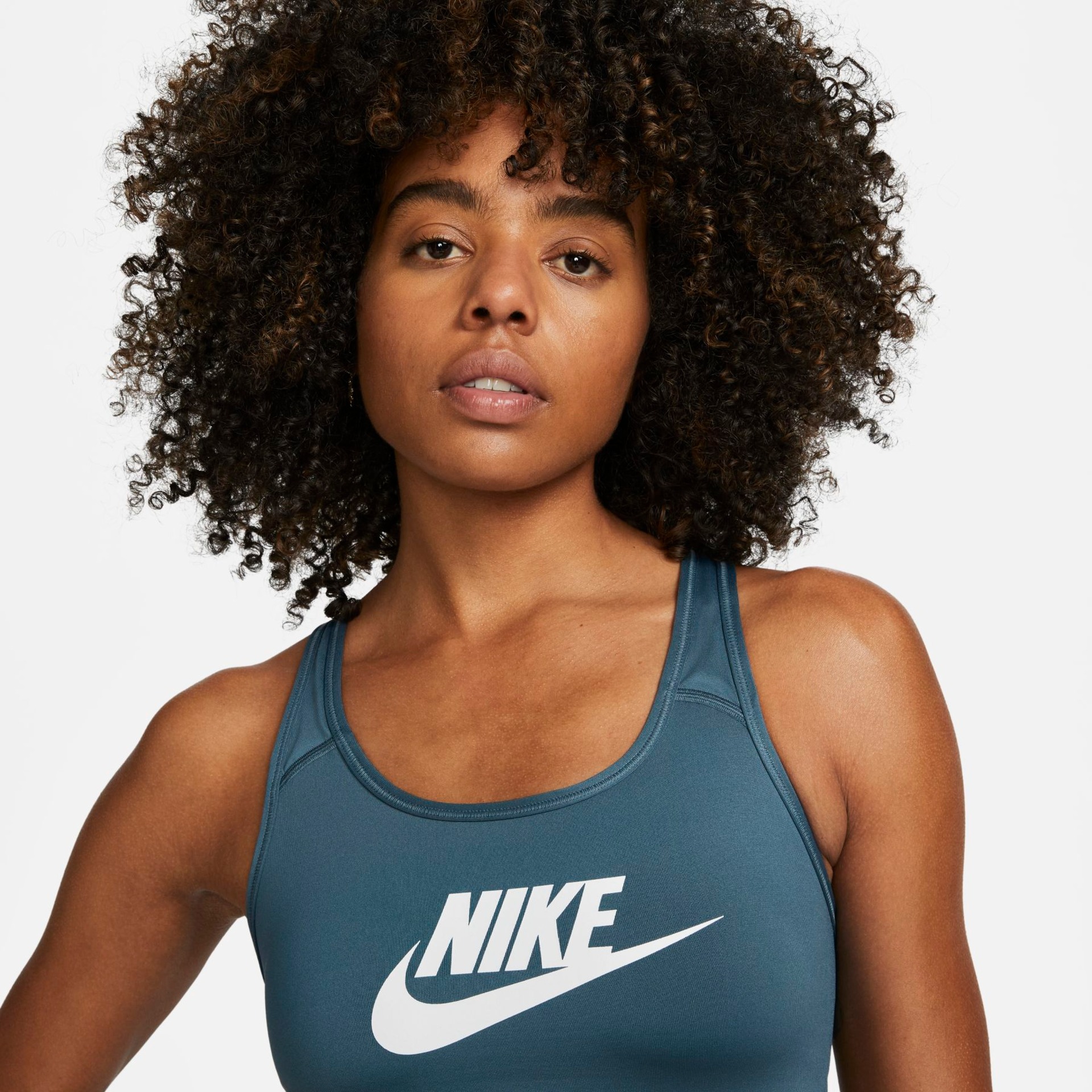 Top Nike Swoosh Futura Feminino - Foto 3
