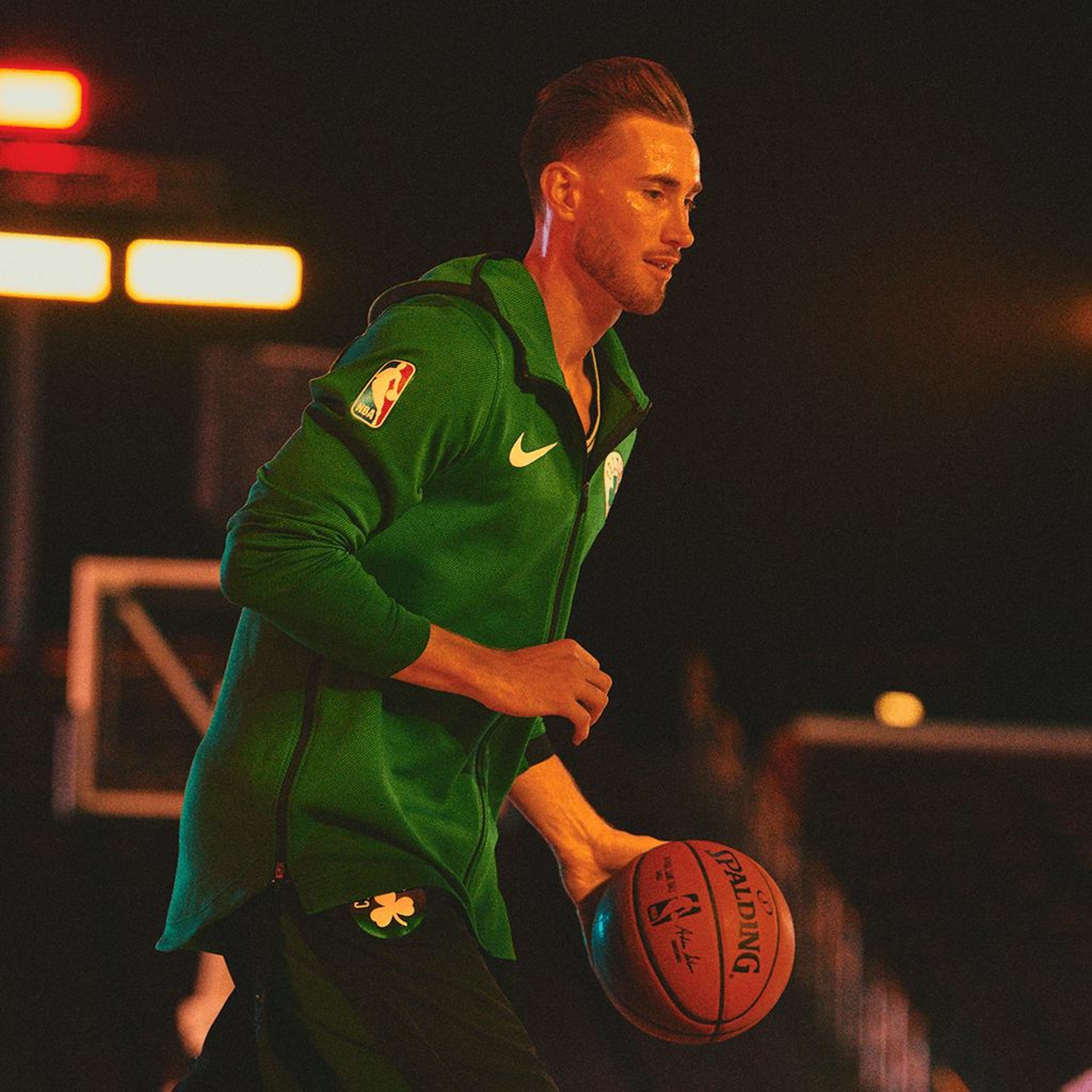 Jaqueta Nike Boston Celtics Therma Flex Showtime Masculina - Foto 7