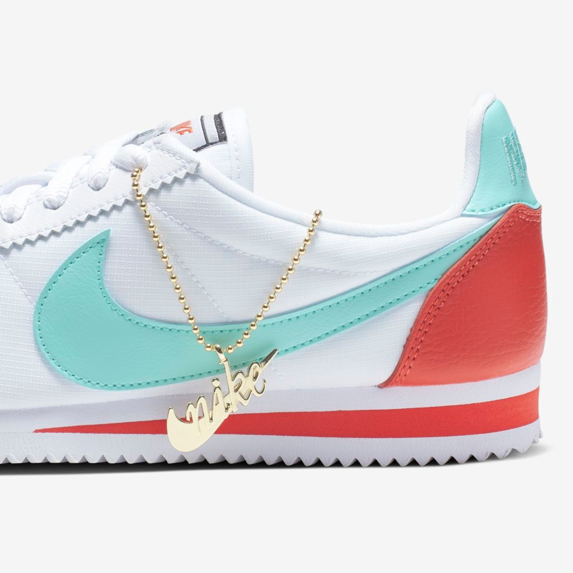 Tênis Nike Classic Cortez Premium Feminino - Foto 8