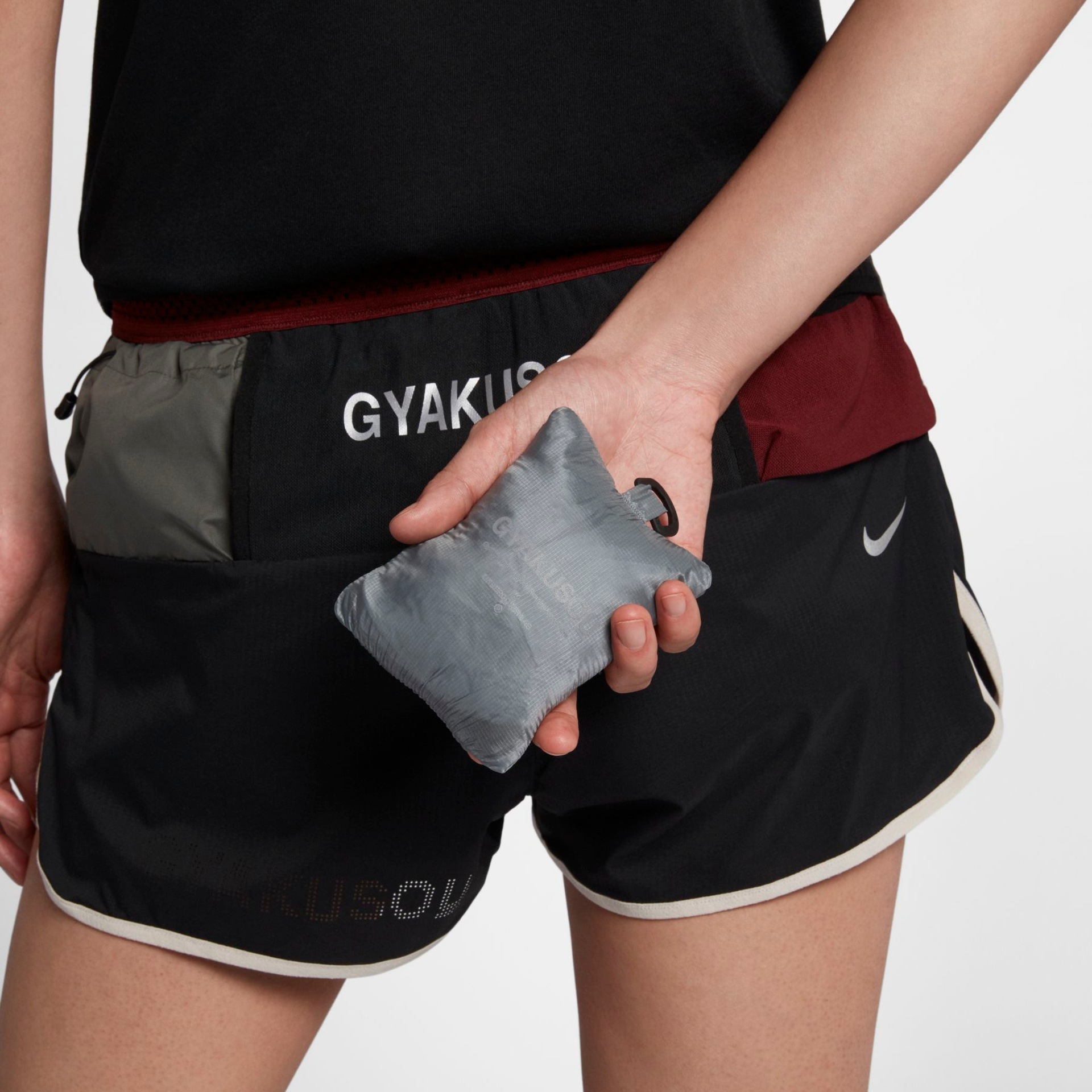 Jaqueta Nikelab Gyakusou Packable Feminina - Foto 6