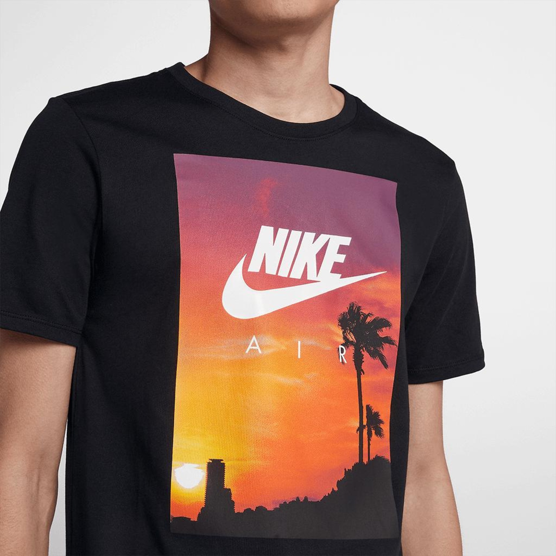 Camiseta Nike Sportswear Air Masculina - Foto 3