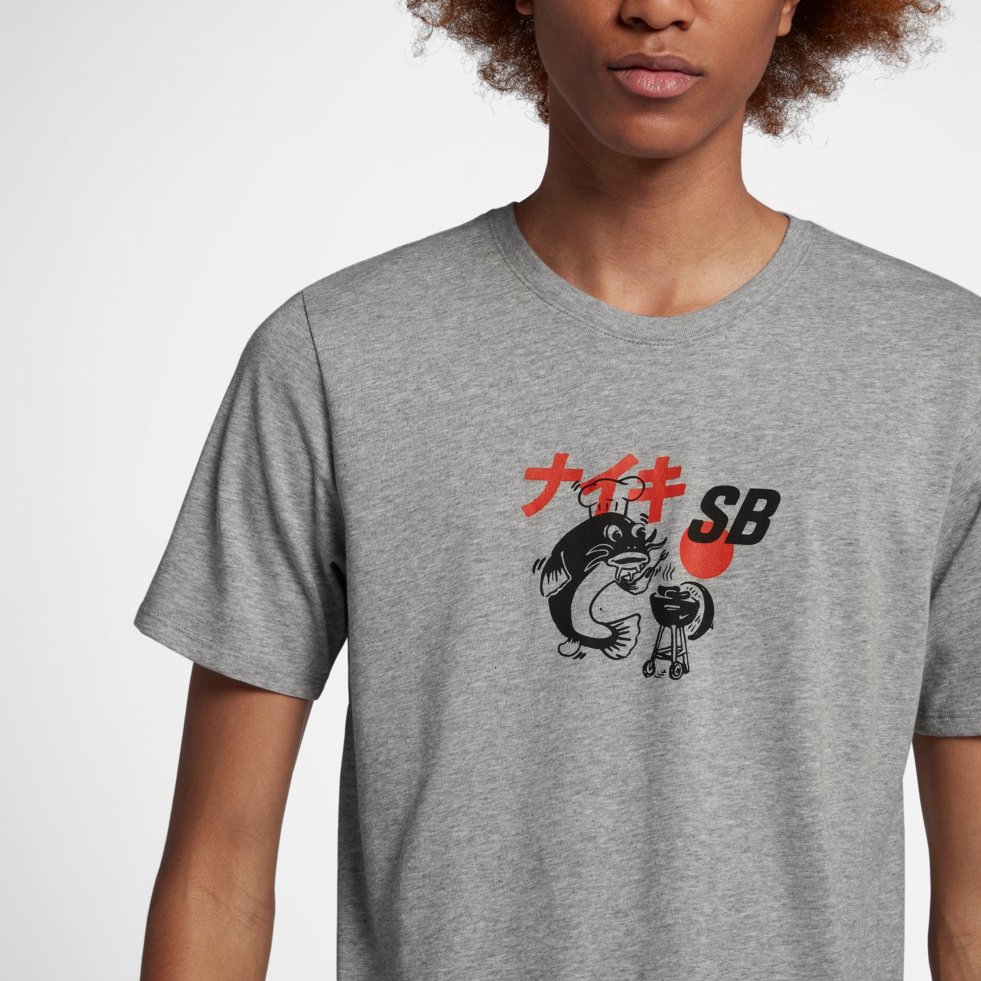 Camiseta Nike SB Dri-Fit BBQ Fish Masculina - Foto 3