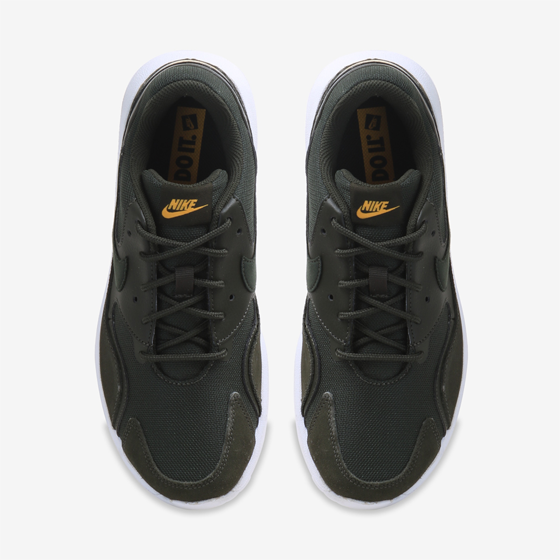 tenis nike air max nostalgic