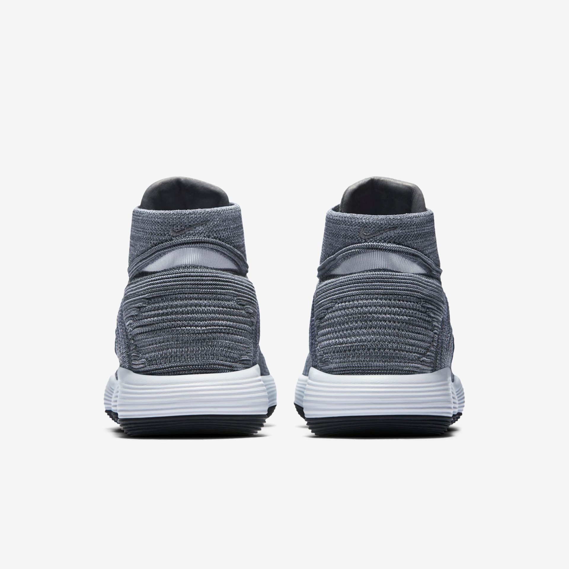 Tênis Nike Hyperdunk Flyknit Masculino - Foto 6