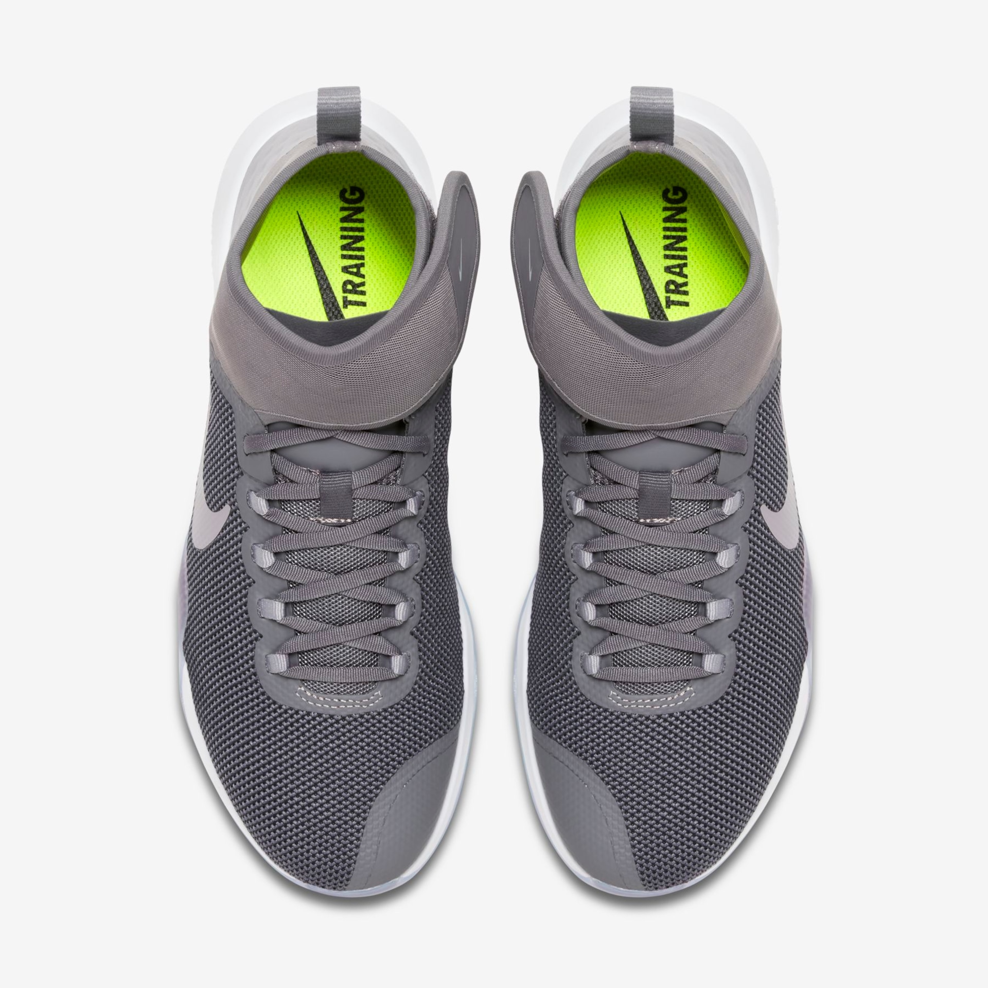 Tênis Nike Air Zoom Strong 2 Feminino - Foto 4