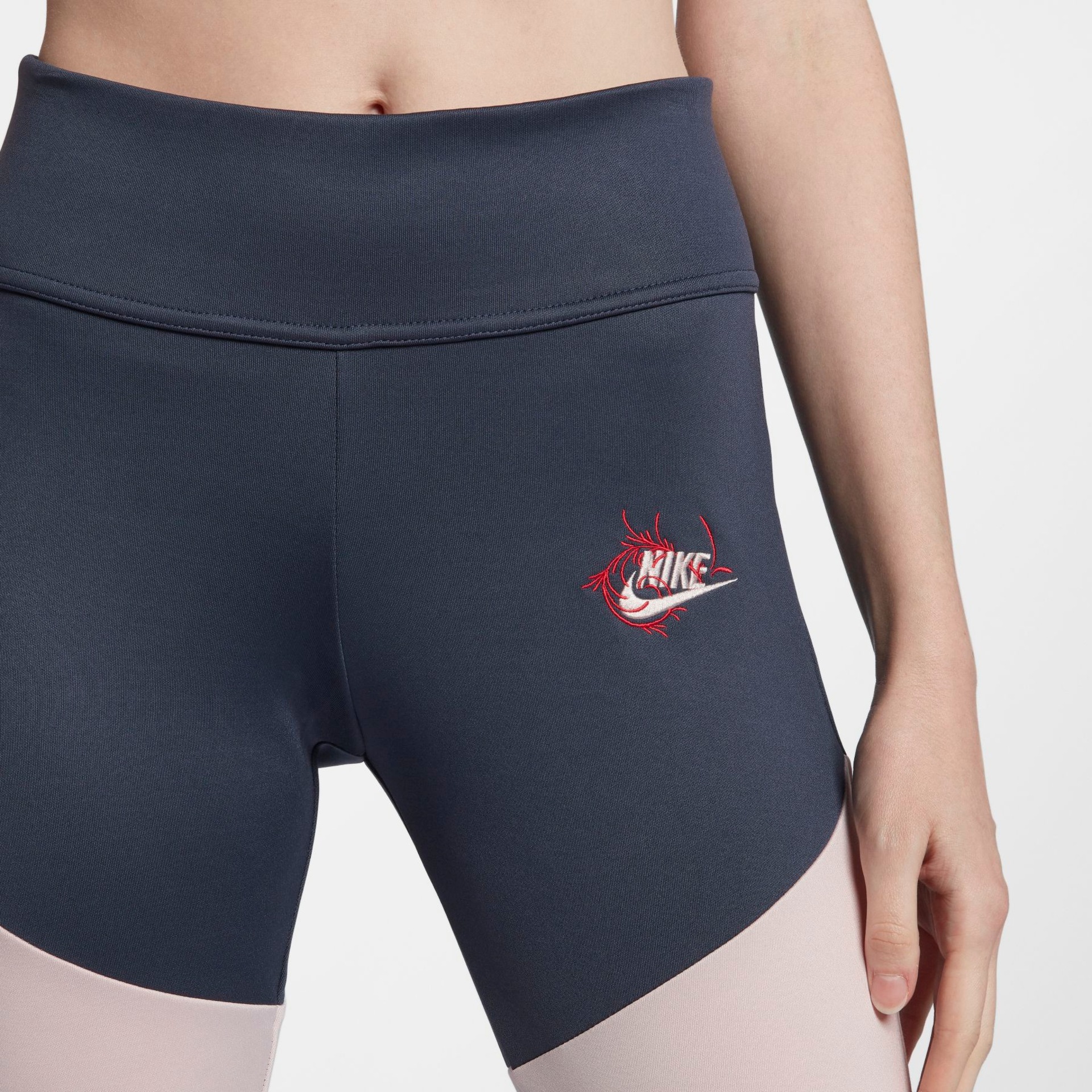 Legging Nike Sportswear Legging Floral Feminina - Foto 3