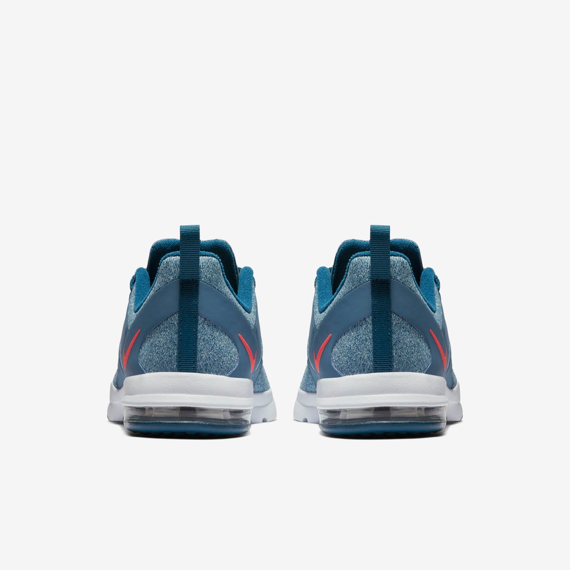 Tênis Nike Air Bella TR Feminino - Foto 6