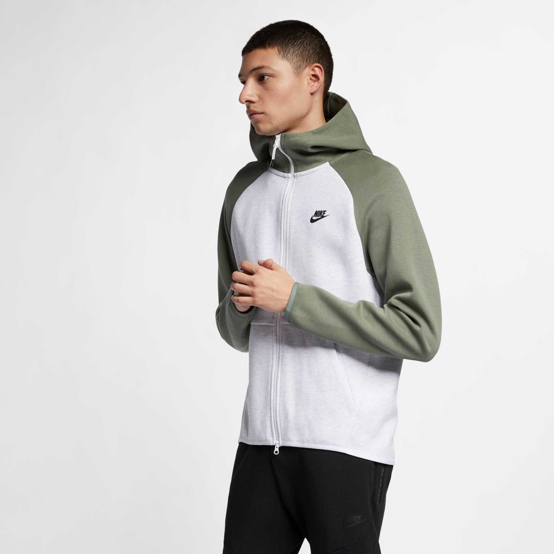 Jaqueta Nike Sportswear Tech Fleece Masculina - Foto 1