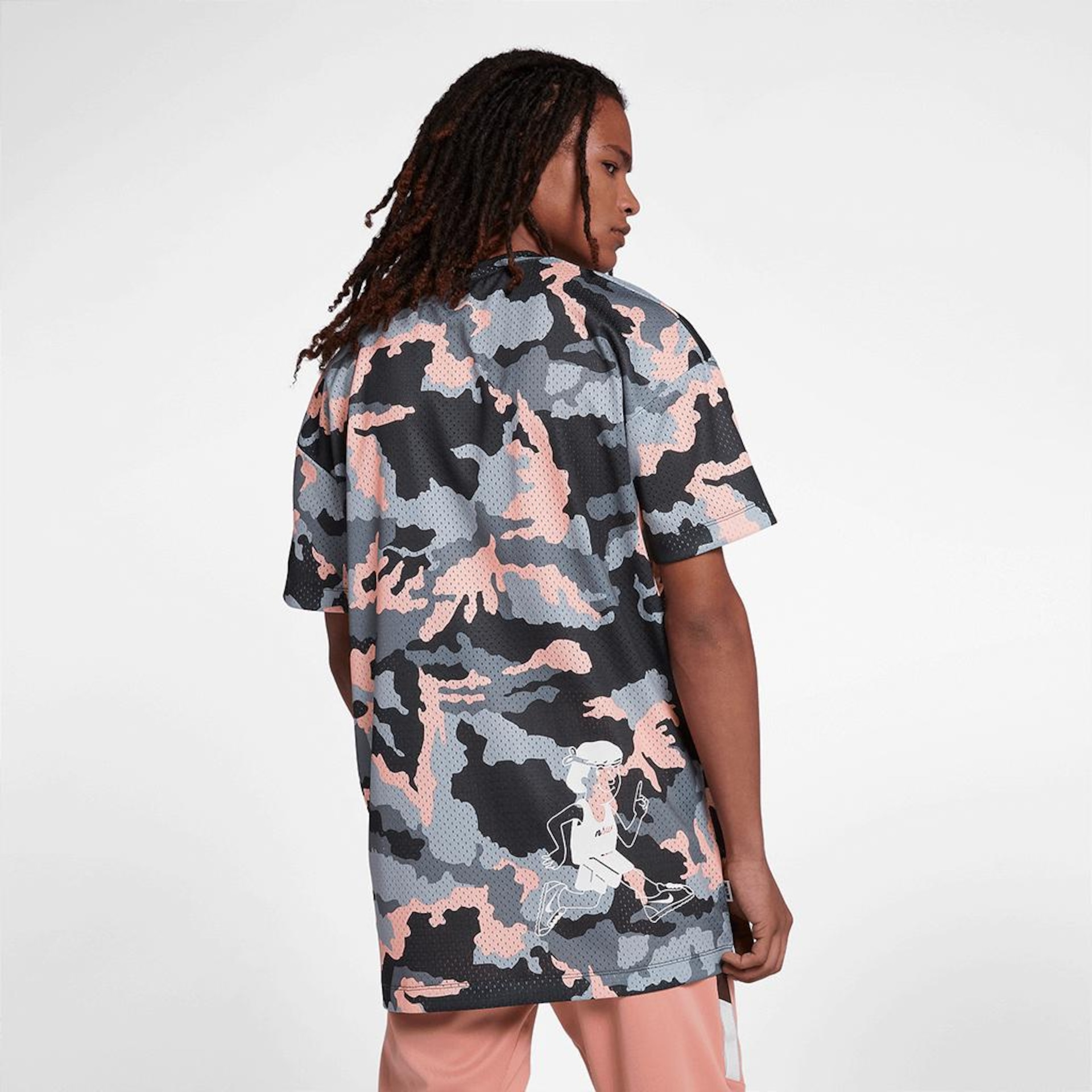 Camiseta Nike Sportswear Mesh Masculina - Foto 2