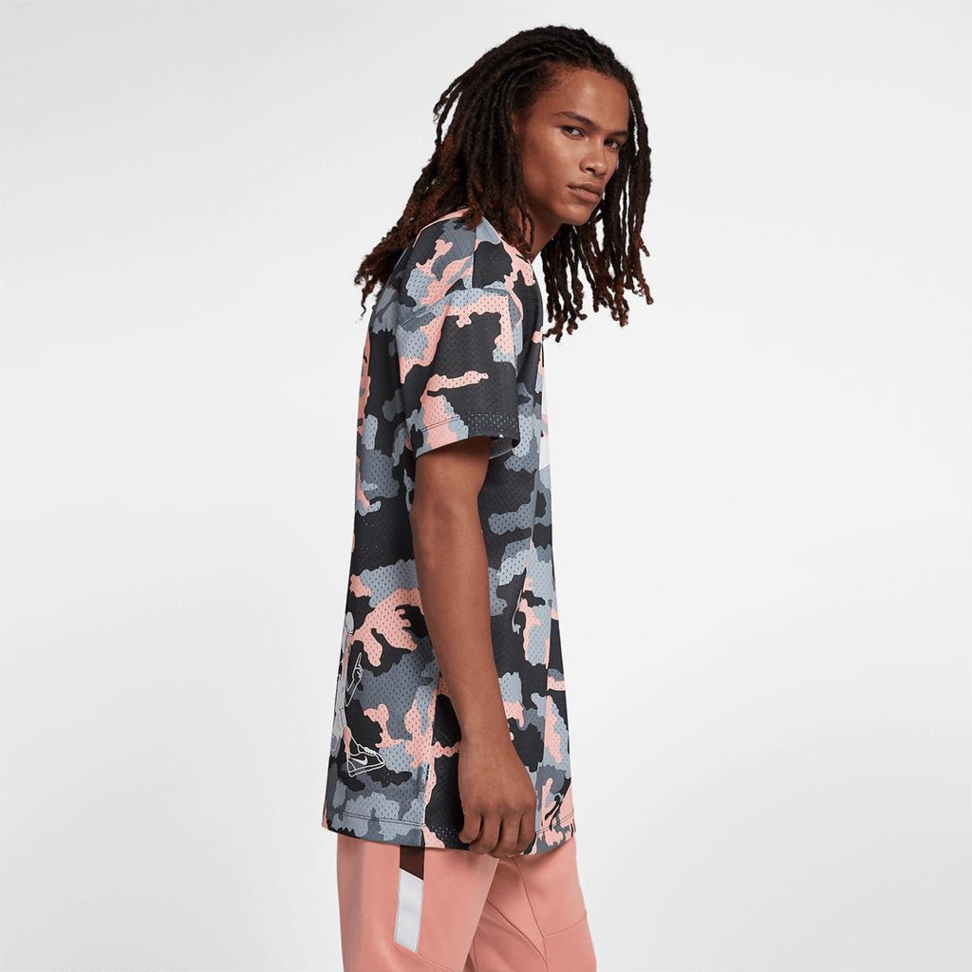 Camiseta Nike Sportswear Mesh Masculina - Foto 4