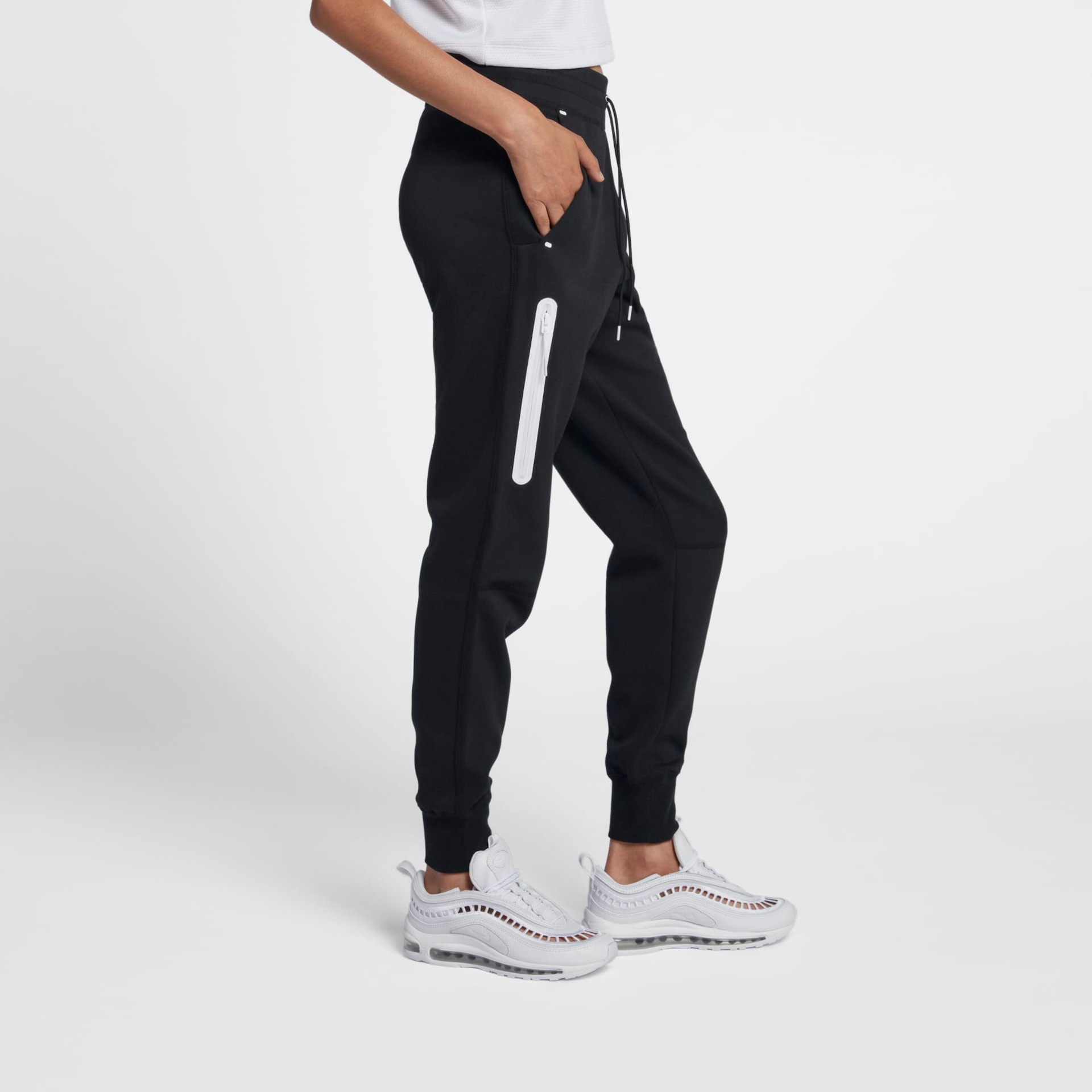 Calça Nike Sportswear Tech Fleece Feminina - Foto 3