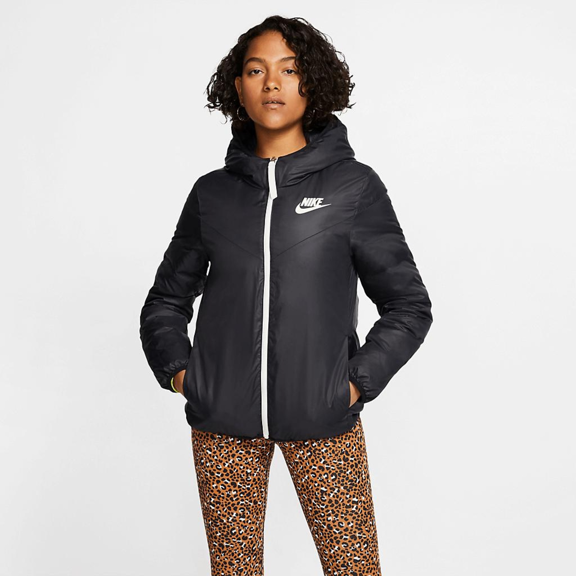 Jaqueta Nike Sportswear Down-Fill (Dupla-Face) Feminina - Foto 2