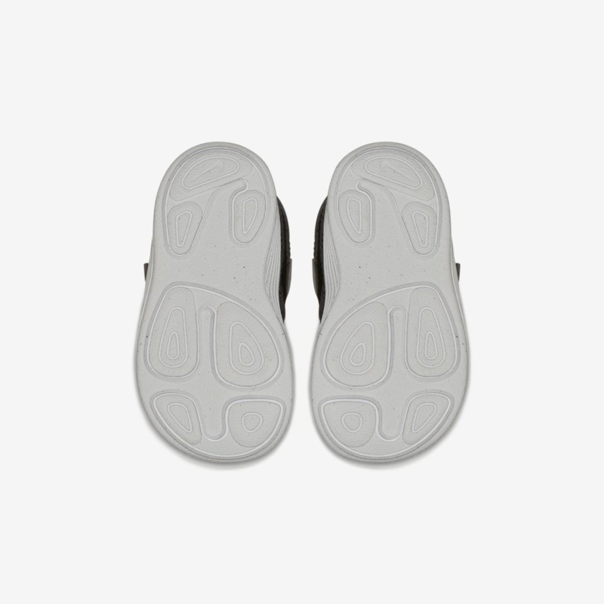 Tênis Nike Revolution 4 Infantil - Foto 2