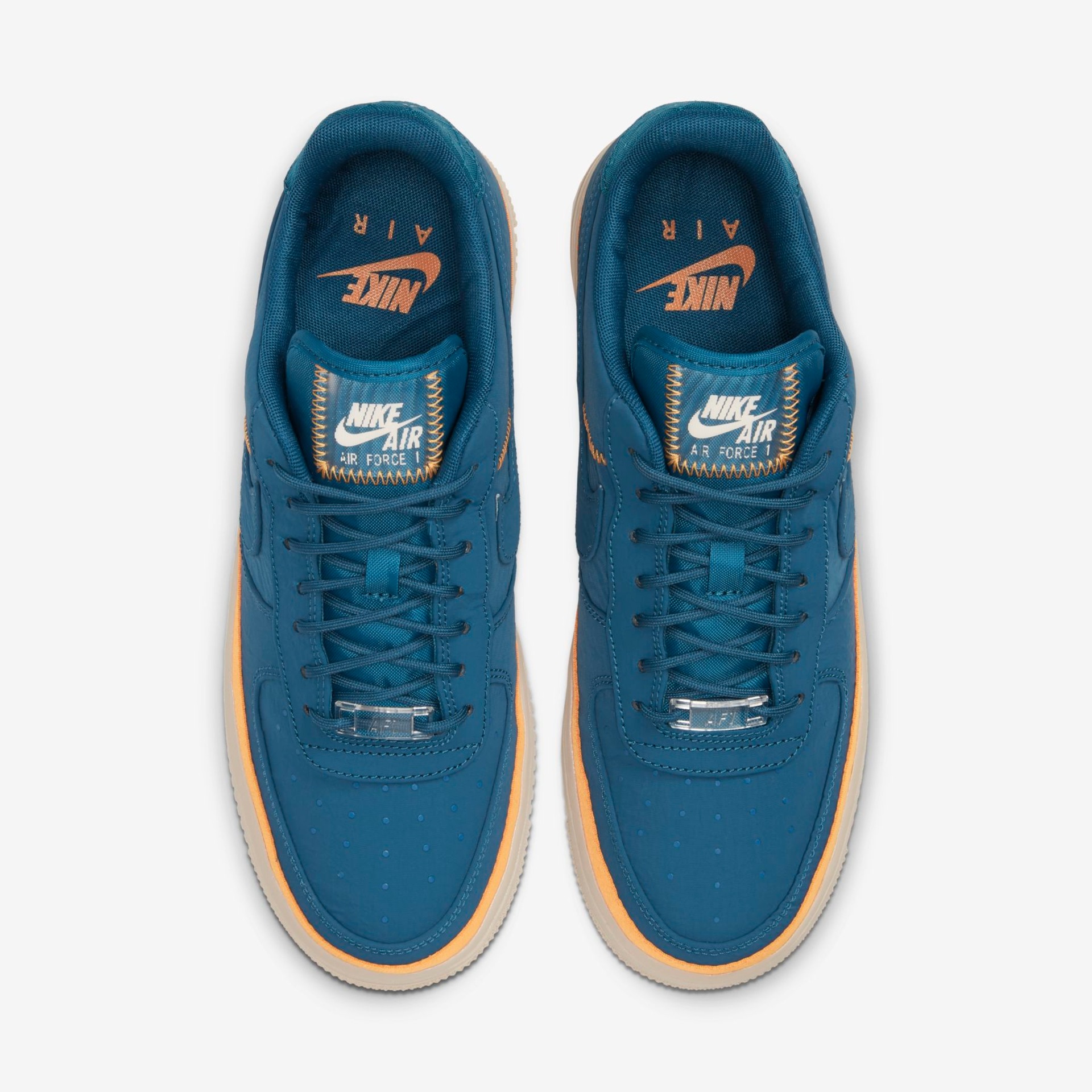 Tênis Nike Air Force 1 07 Edição Especial Feminino - Foto 4