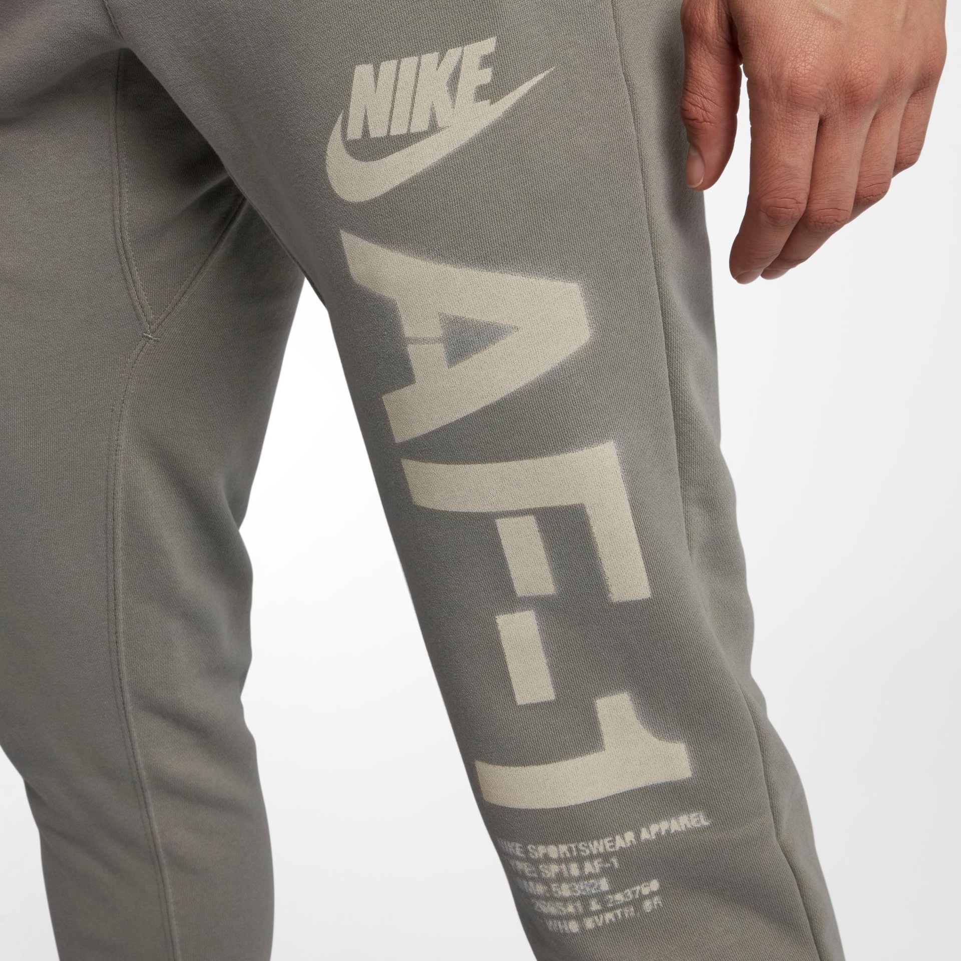 Calça Nike Sportswear Jogger Air Force 1 Masculina - Foto 5
