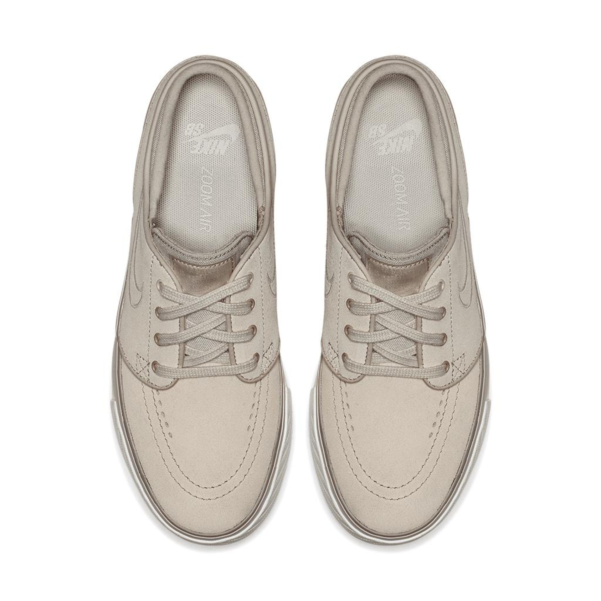 Tênis Nike SB Zoom Janoski Feminino - Foto 4