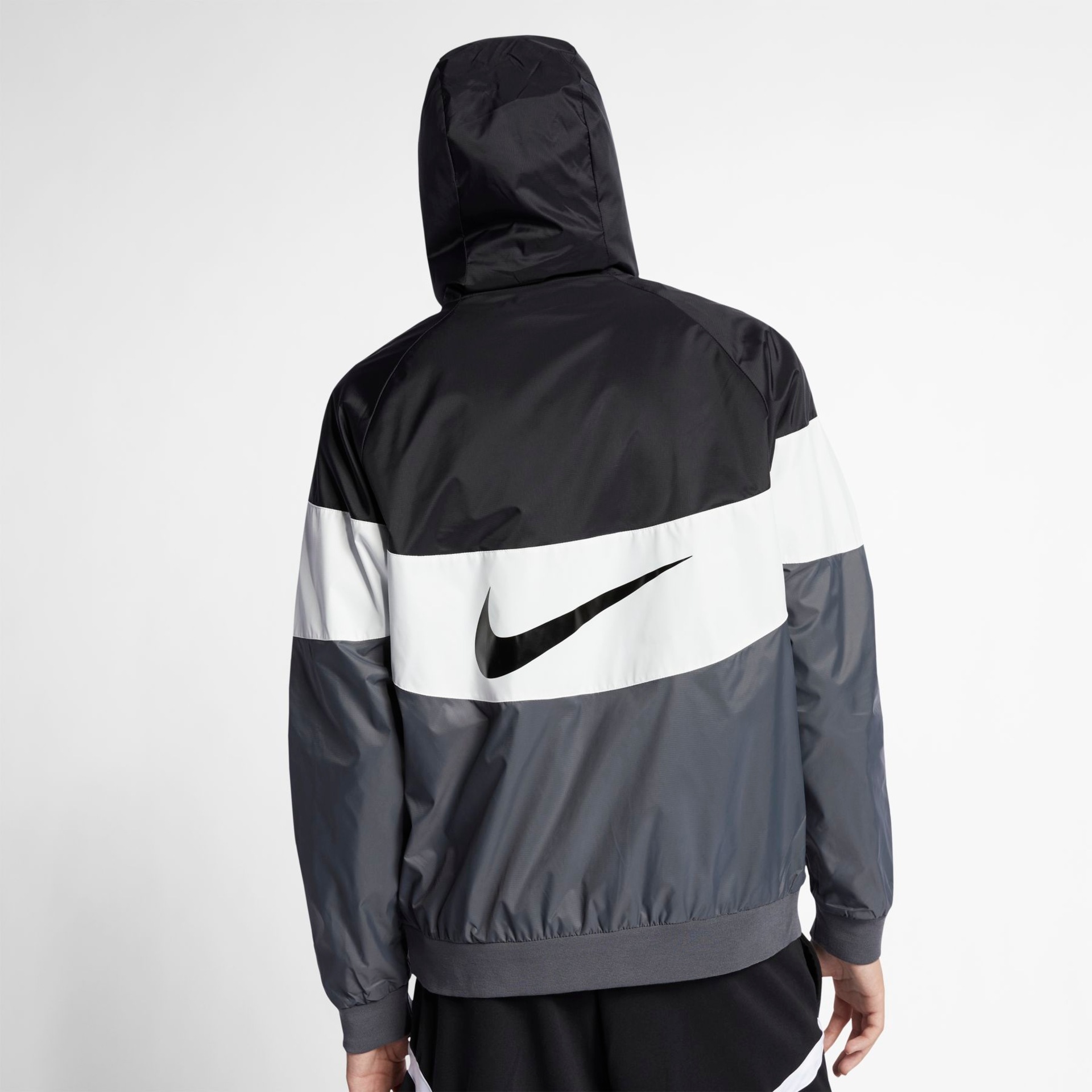 Jaqueta Nike Sportswear Windrunner Masculina - Foto 2
