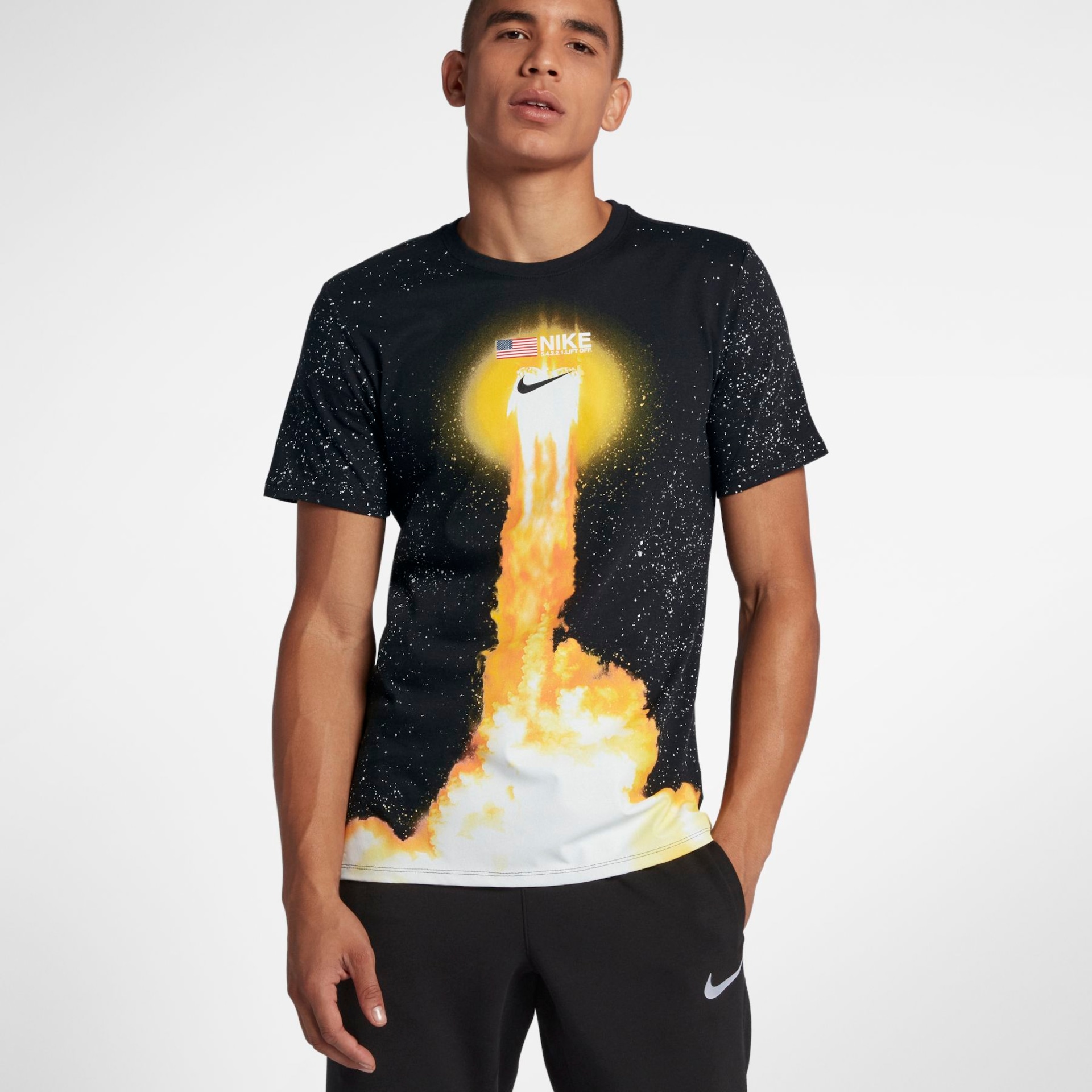 Camiseta Nike Dri-Fit Rocket Graphic Masculina - Foto 1