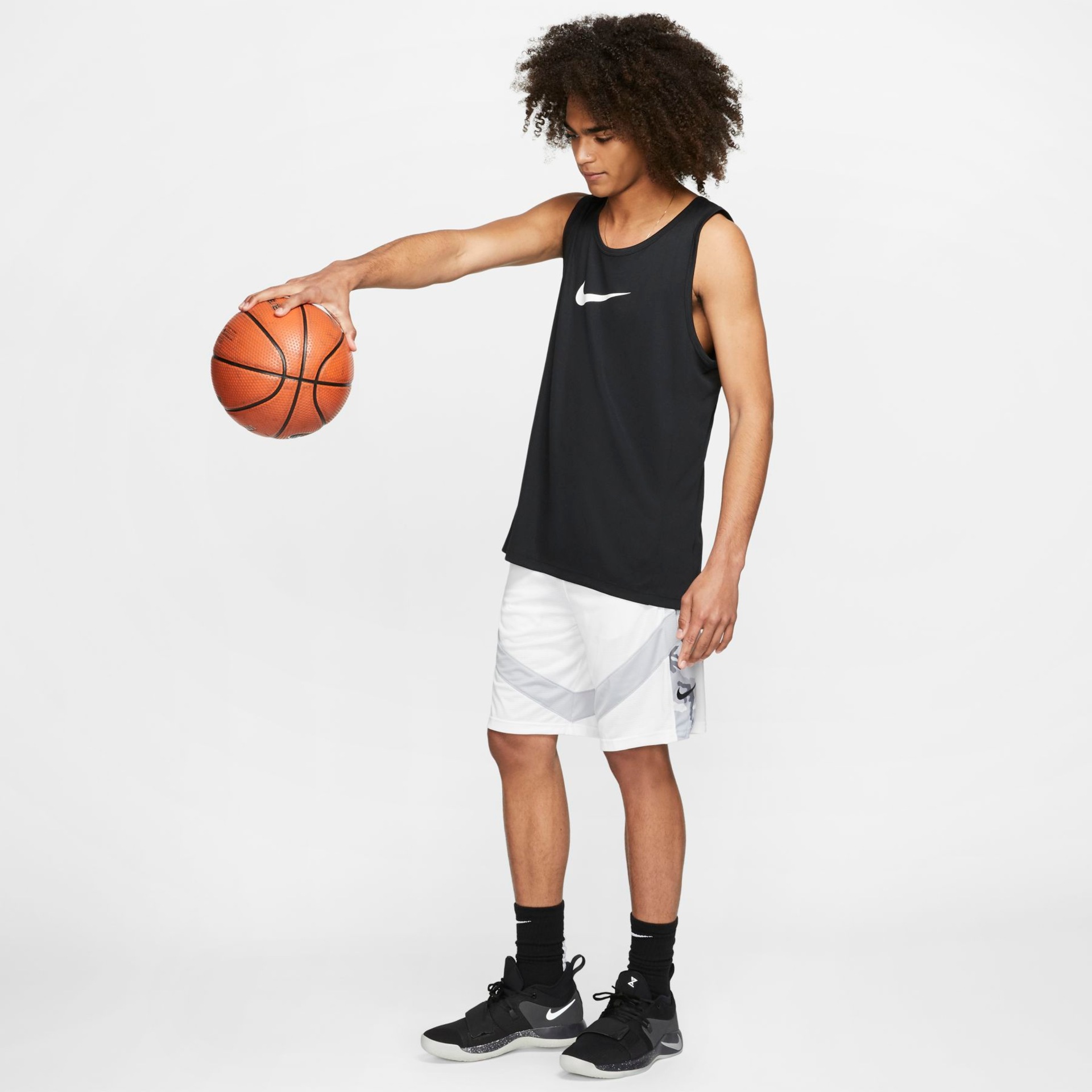 Shorts Nike Dri-Fit Courtlines Print Masculino - Foto 7