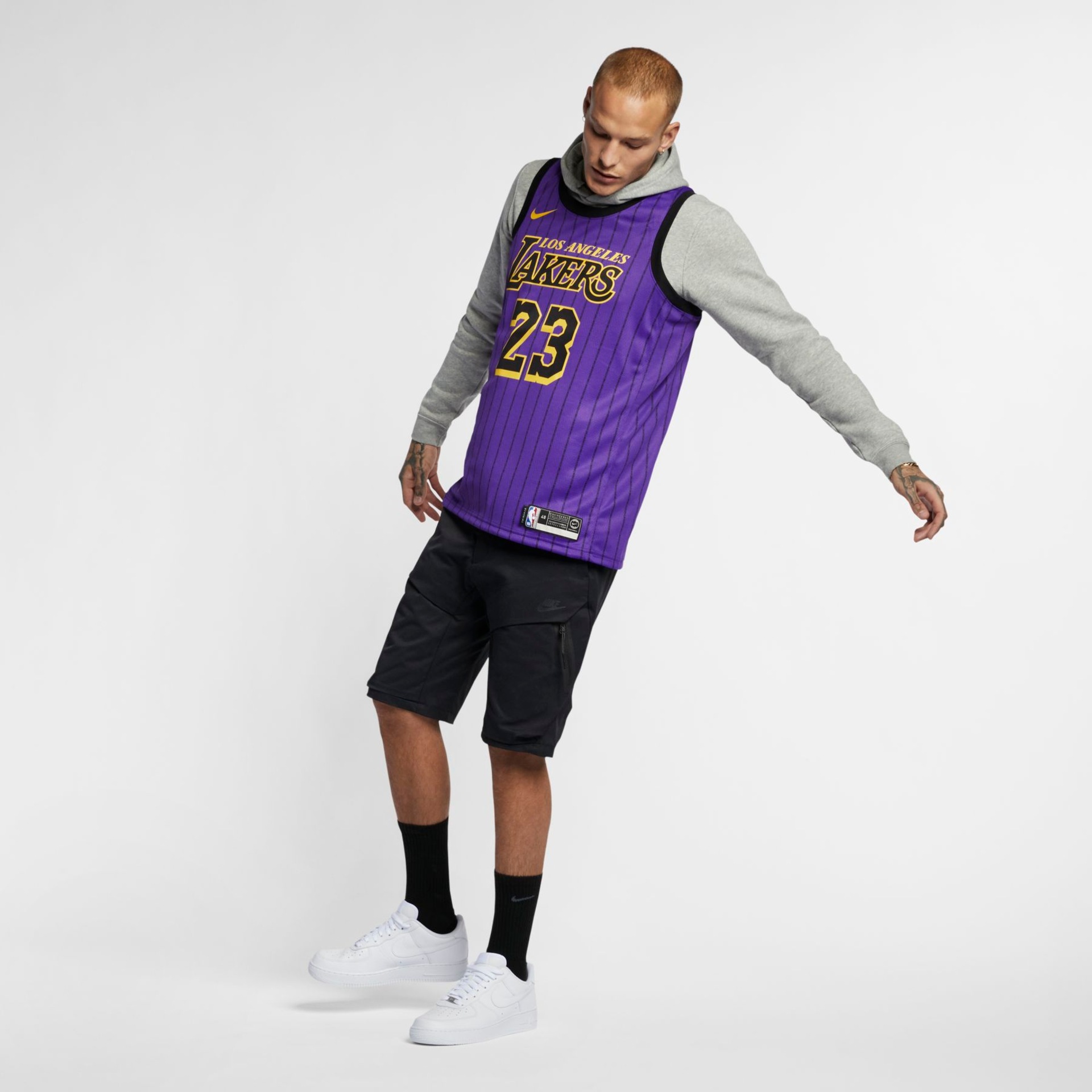 Nike Men's NBA La Lakers 2021-22 75Th City Swingman Jersey main image 1
