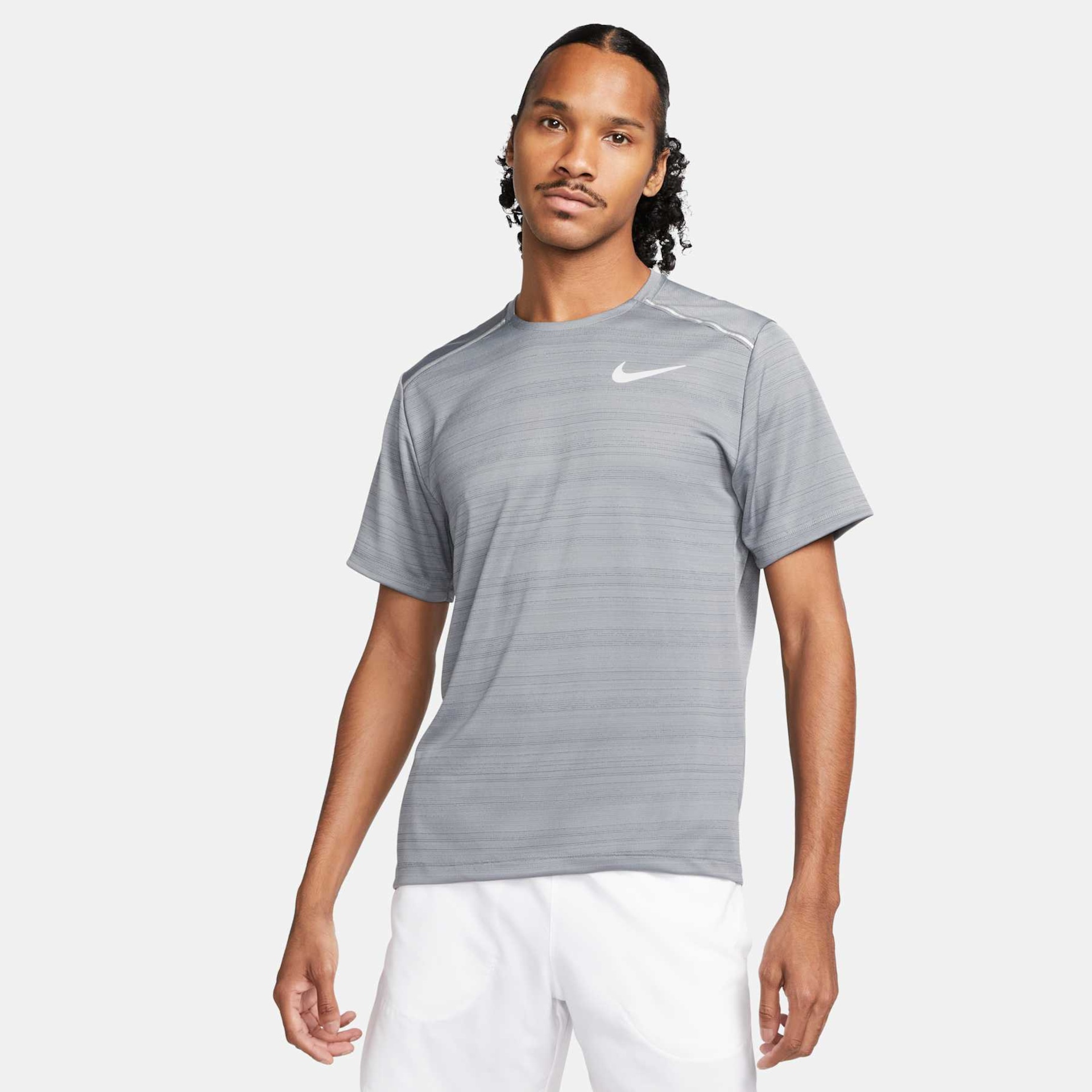 Camiseta Nike Dri-FIT Miler Masculina - Foto 1